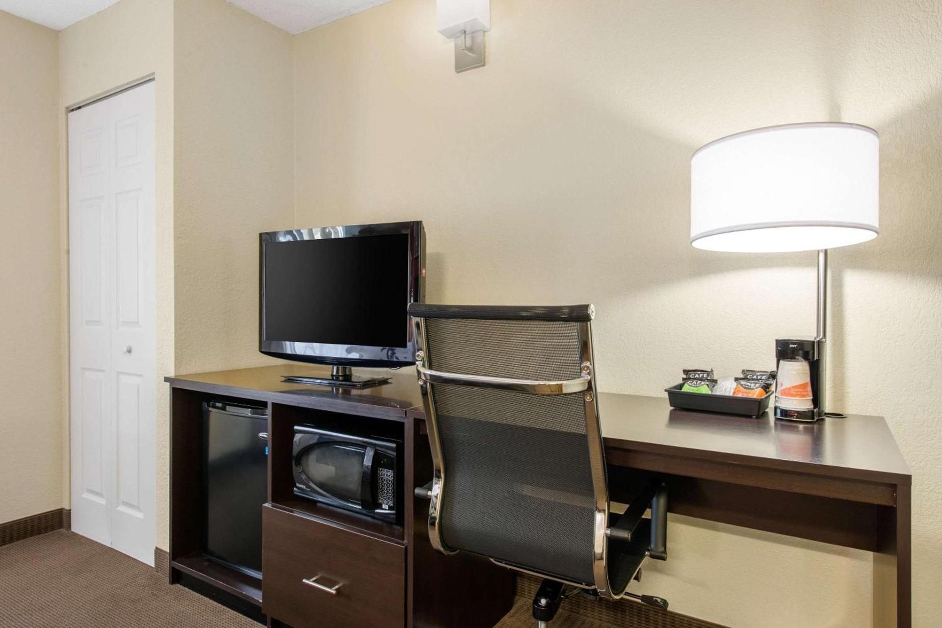 Sleep Inn Sarasota North photo 19
