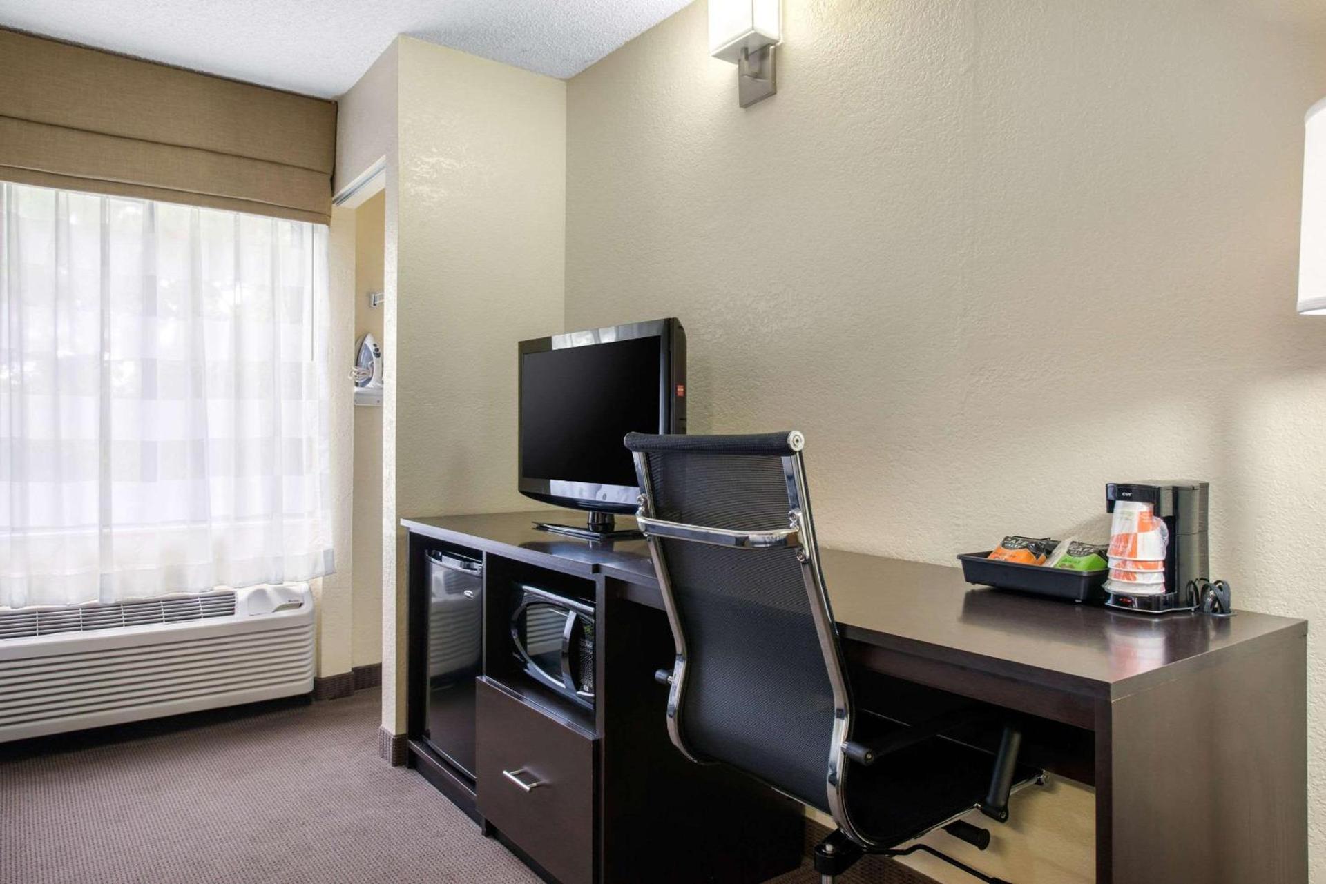 Sleep Inn Sarasota North photo 25