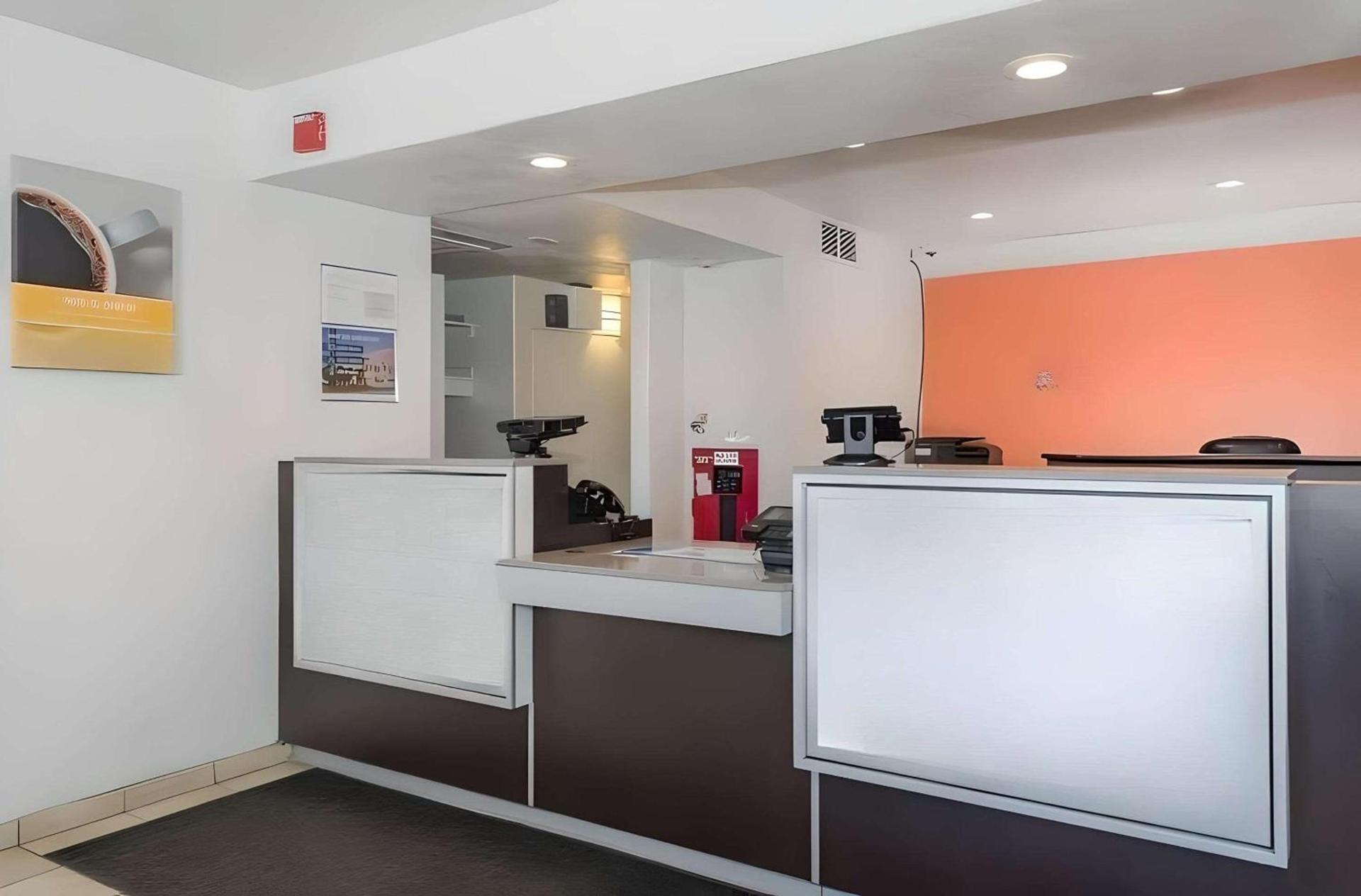 Park Inn by Radisson, Turlock photo 4