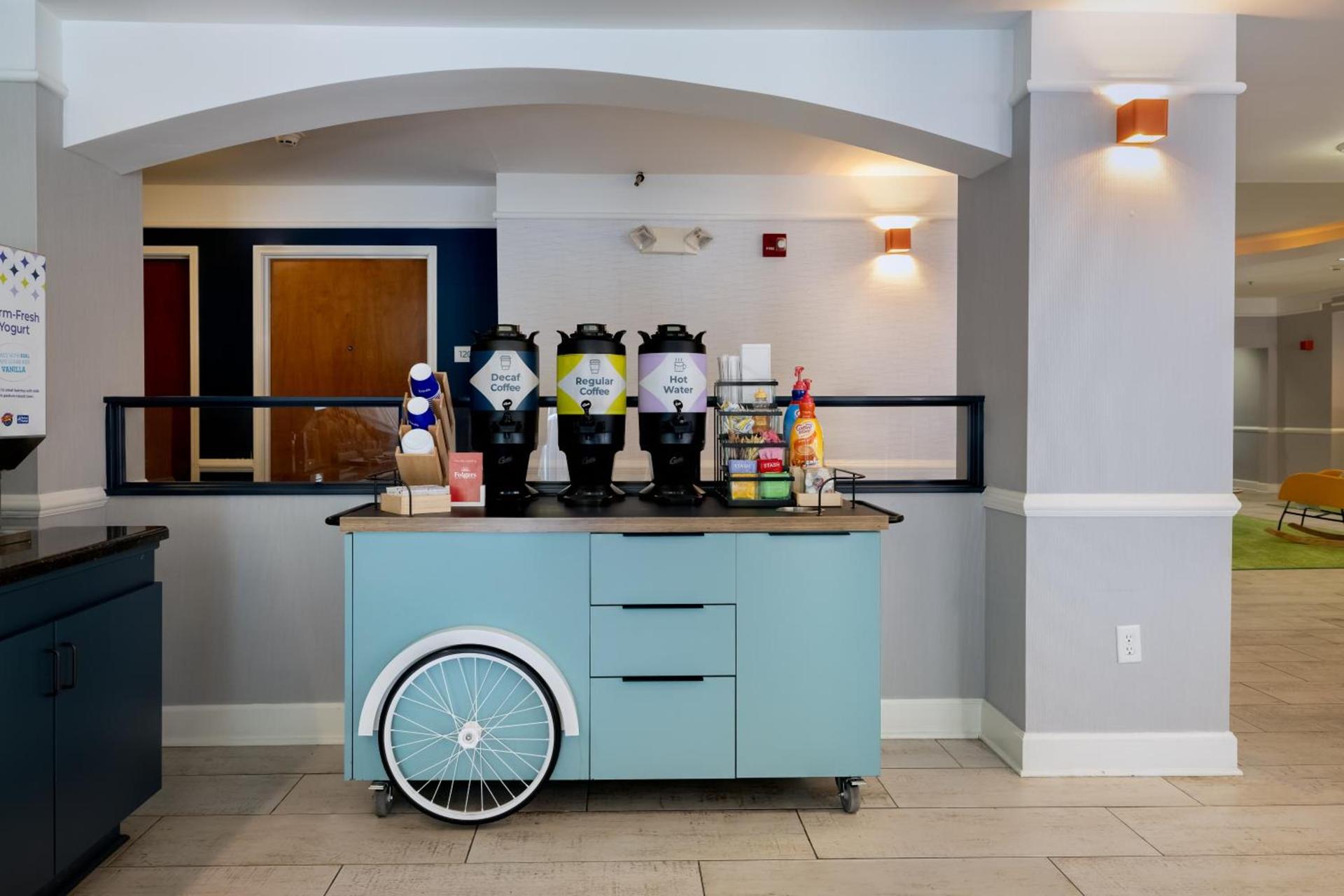 Spark by Hilton Savannah Airport photo 37