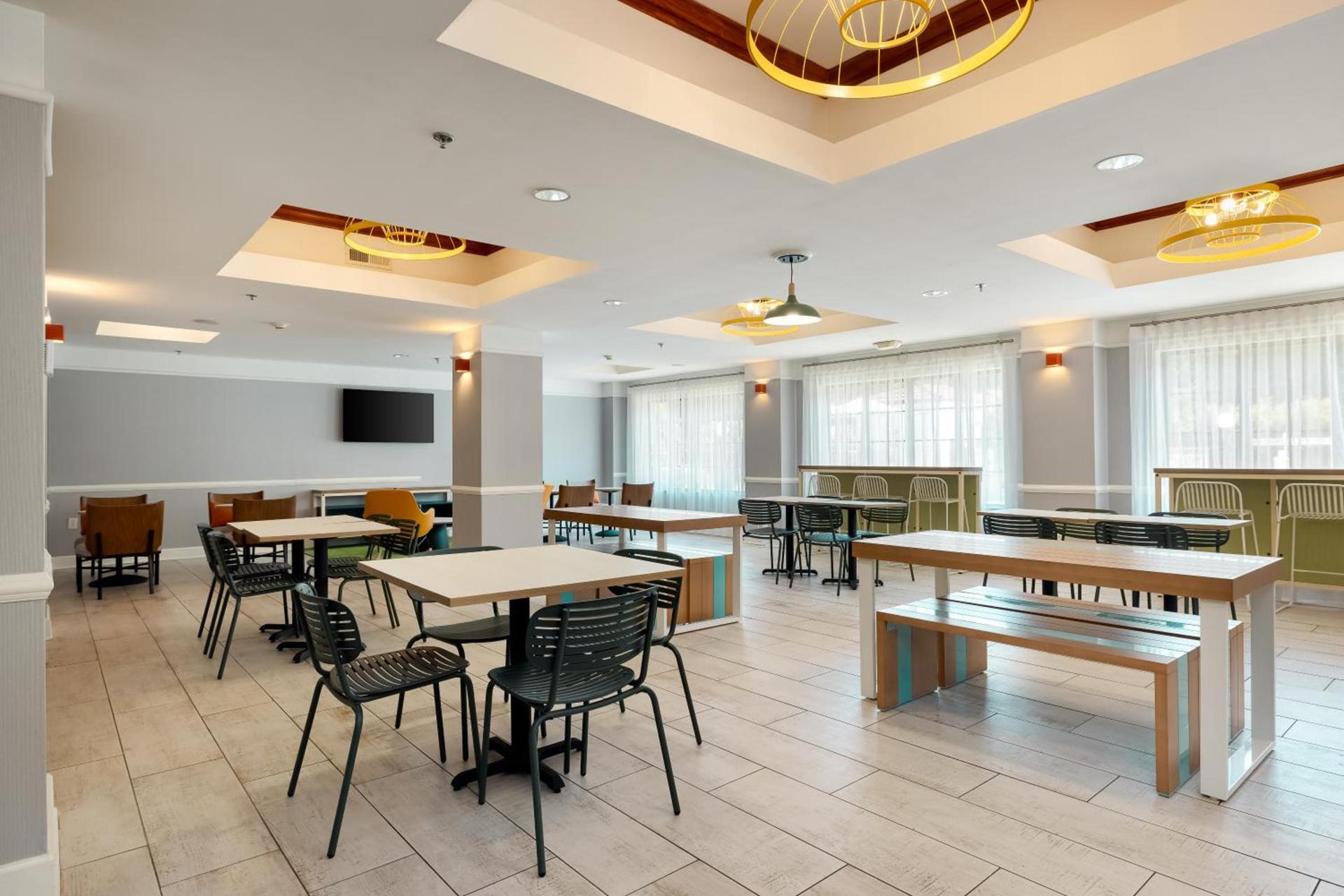 Spark by Hilton Savannah Airport photo 38