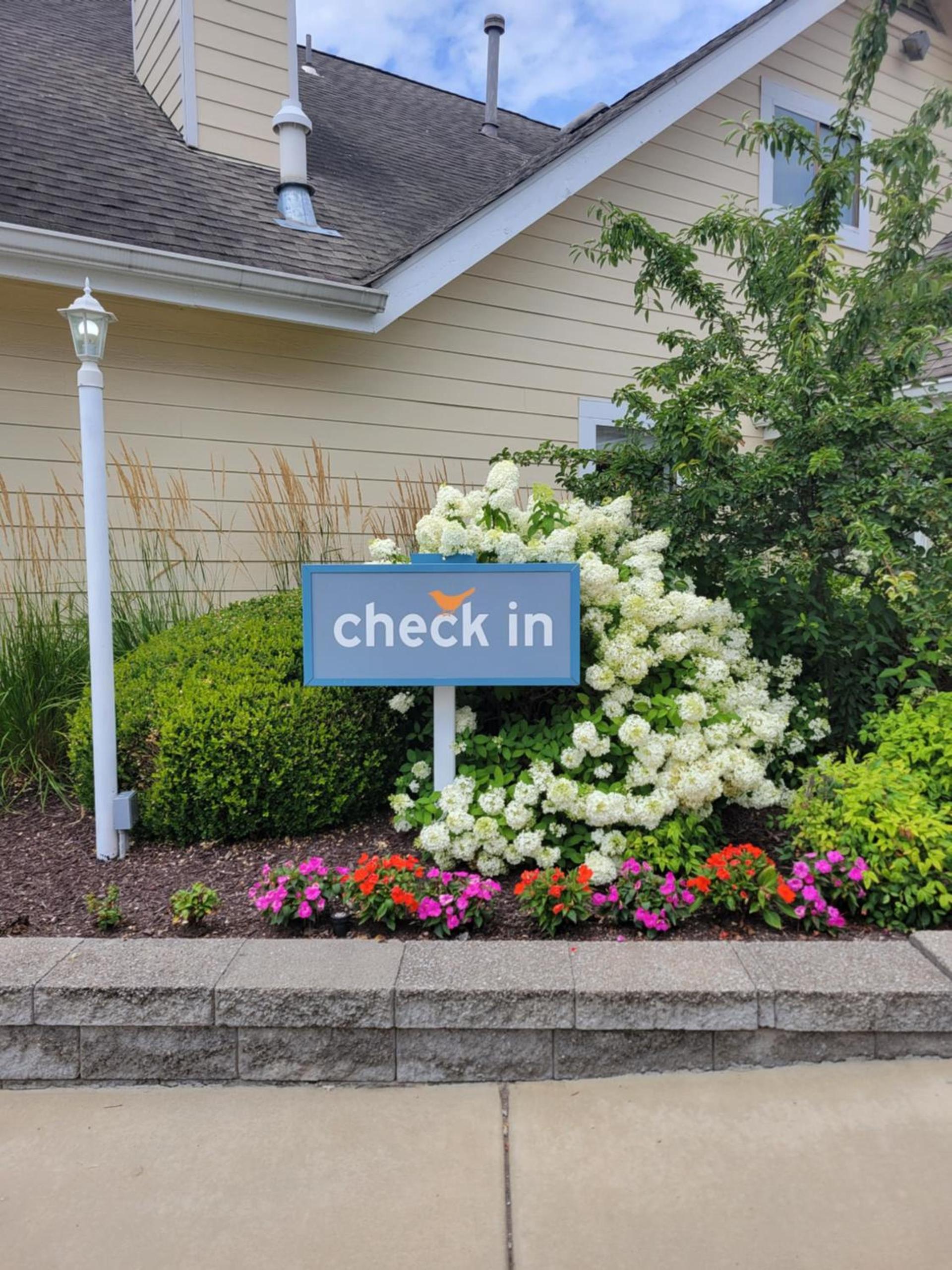 Sonesta ES Suites St. Louis - Chesterfield photo 2