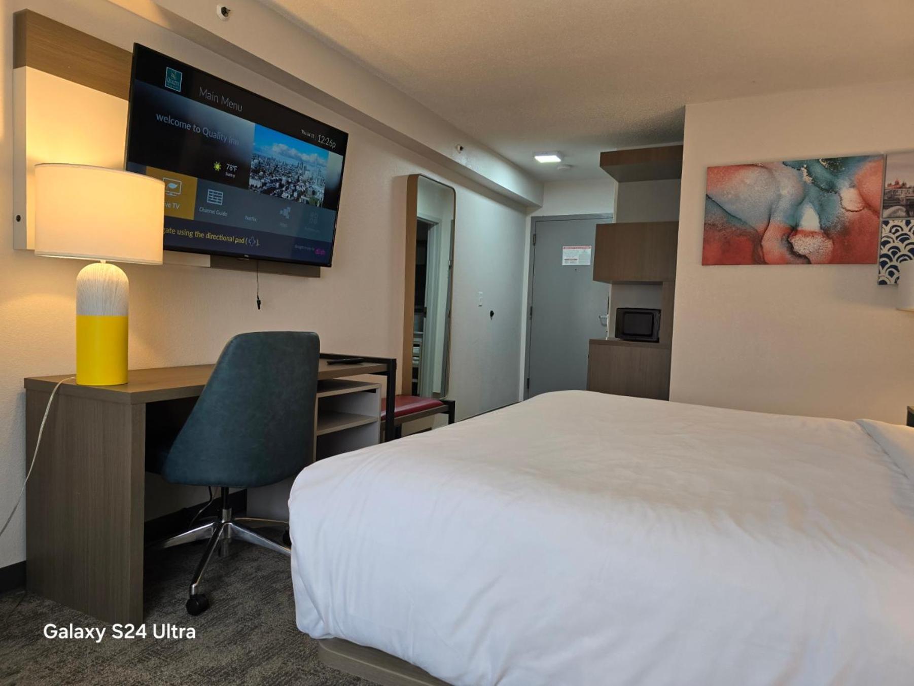 Comfort Inn & Suites Mason City - Clear Lake photo 54