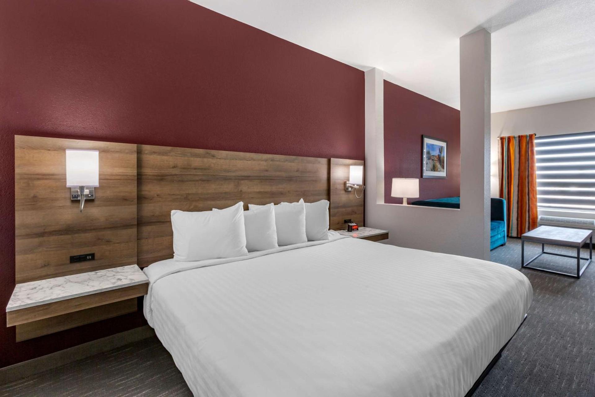 Best Western Plus Casa Grande Inn & Suites photo 20