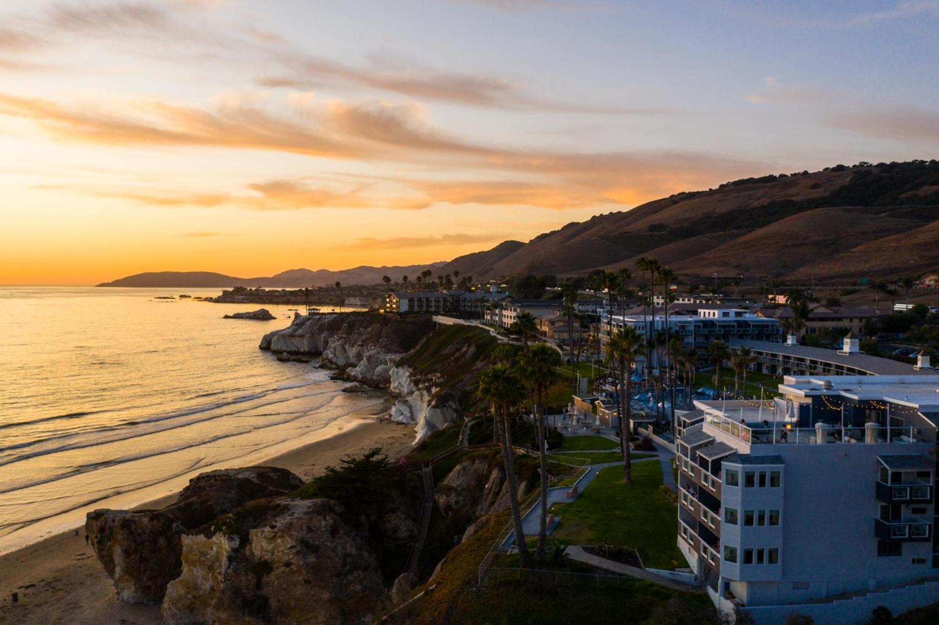 SeaCrest Oceanfront Hotel photo 57