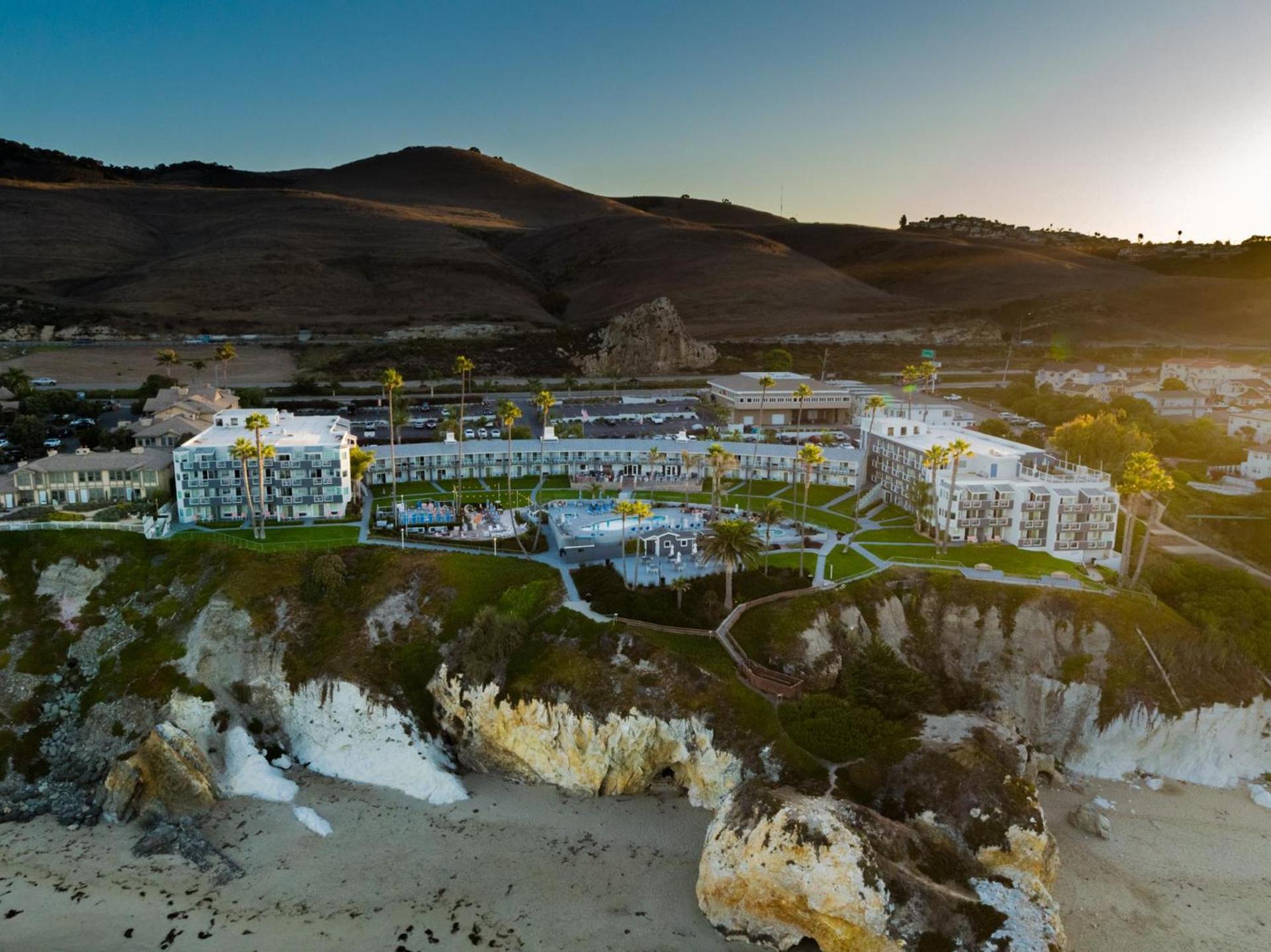 SeaCrest Oceanfront Hotel photo 56