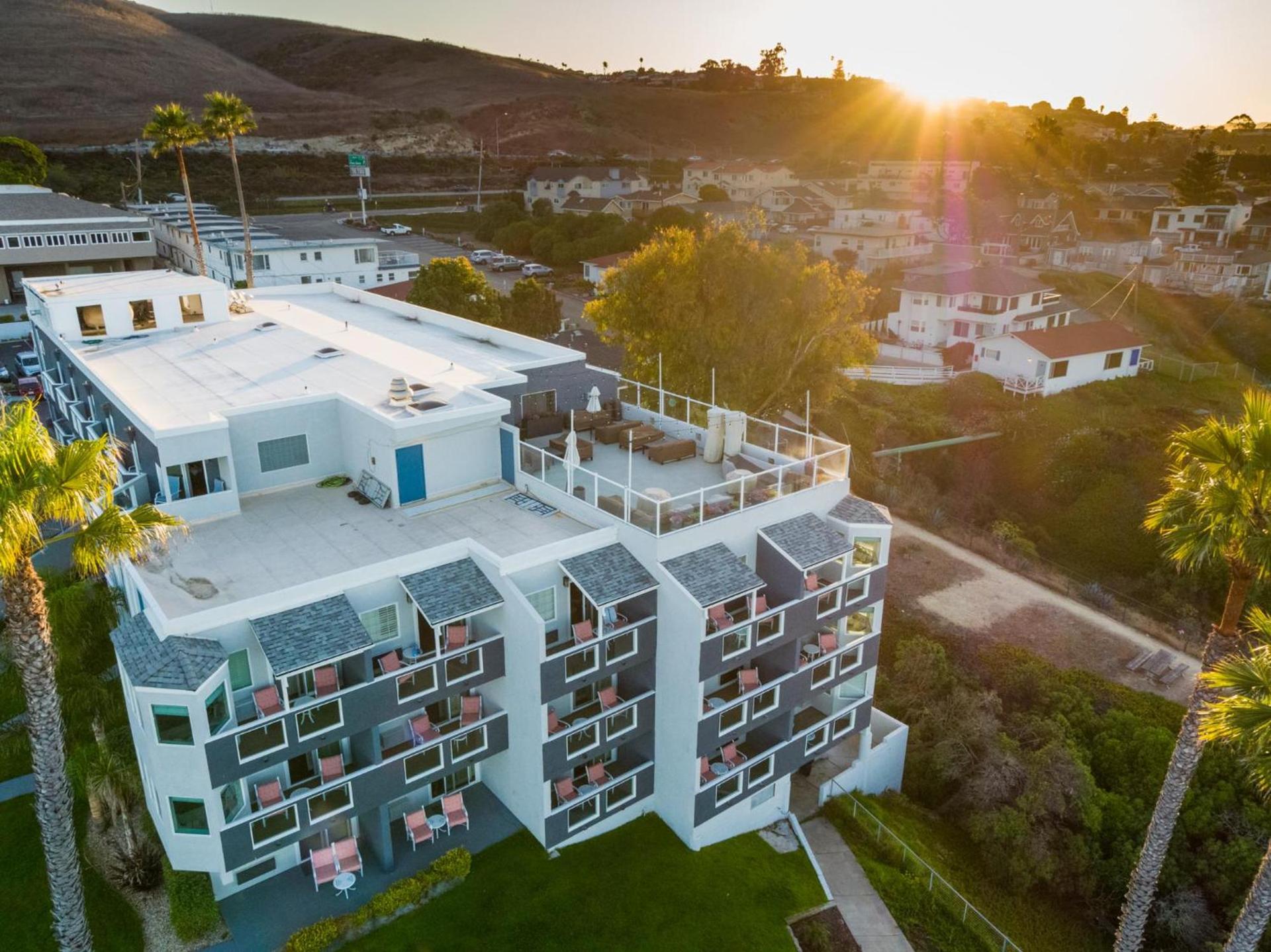 SeaCrest Oceanfront Hotel photo 55