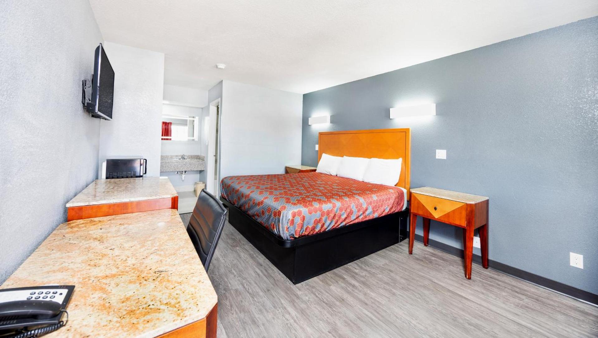 Executive Inn Hondo photo 29