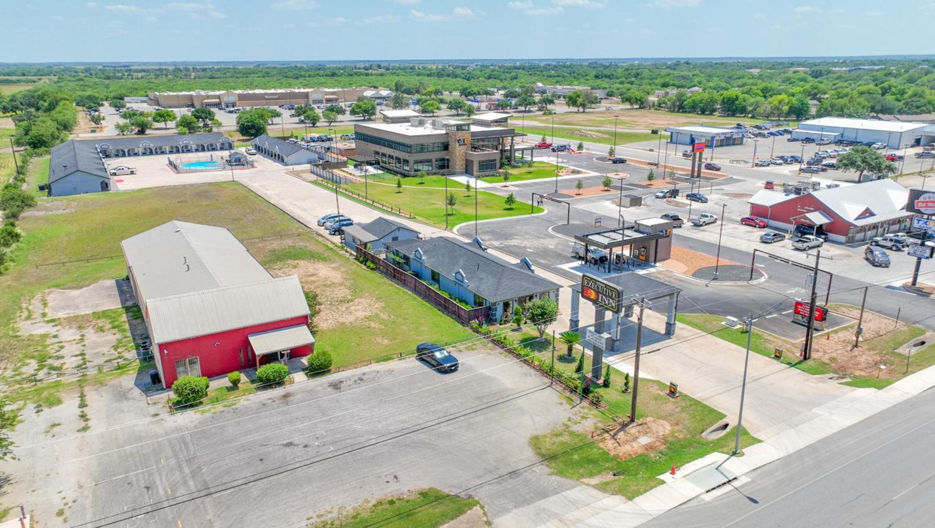 Executive Inn Hondo photo 22