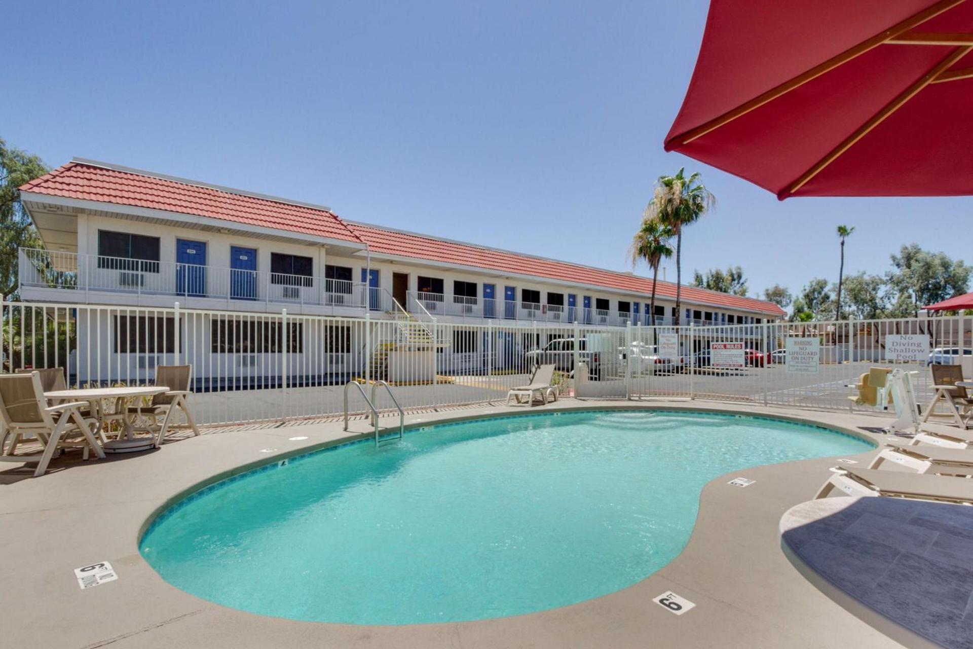 Motel 6-Tempe, AZ - Broadway - ASU photo 5