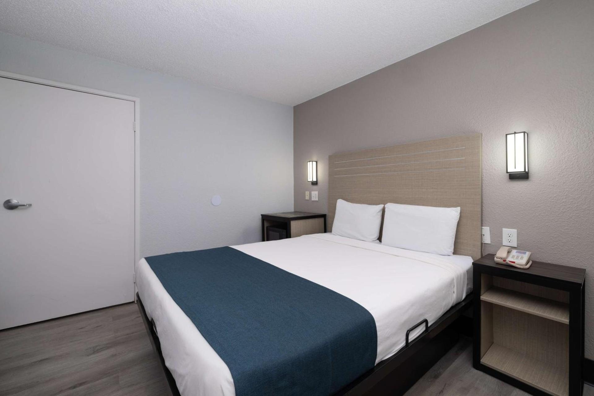 Motel 6-Tempe, AZ - Broadway - ASU photo 6