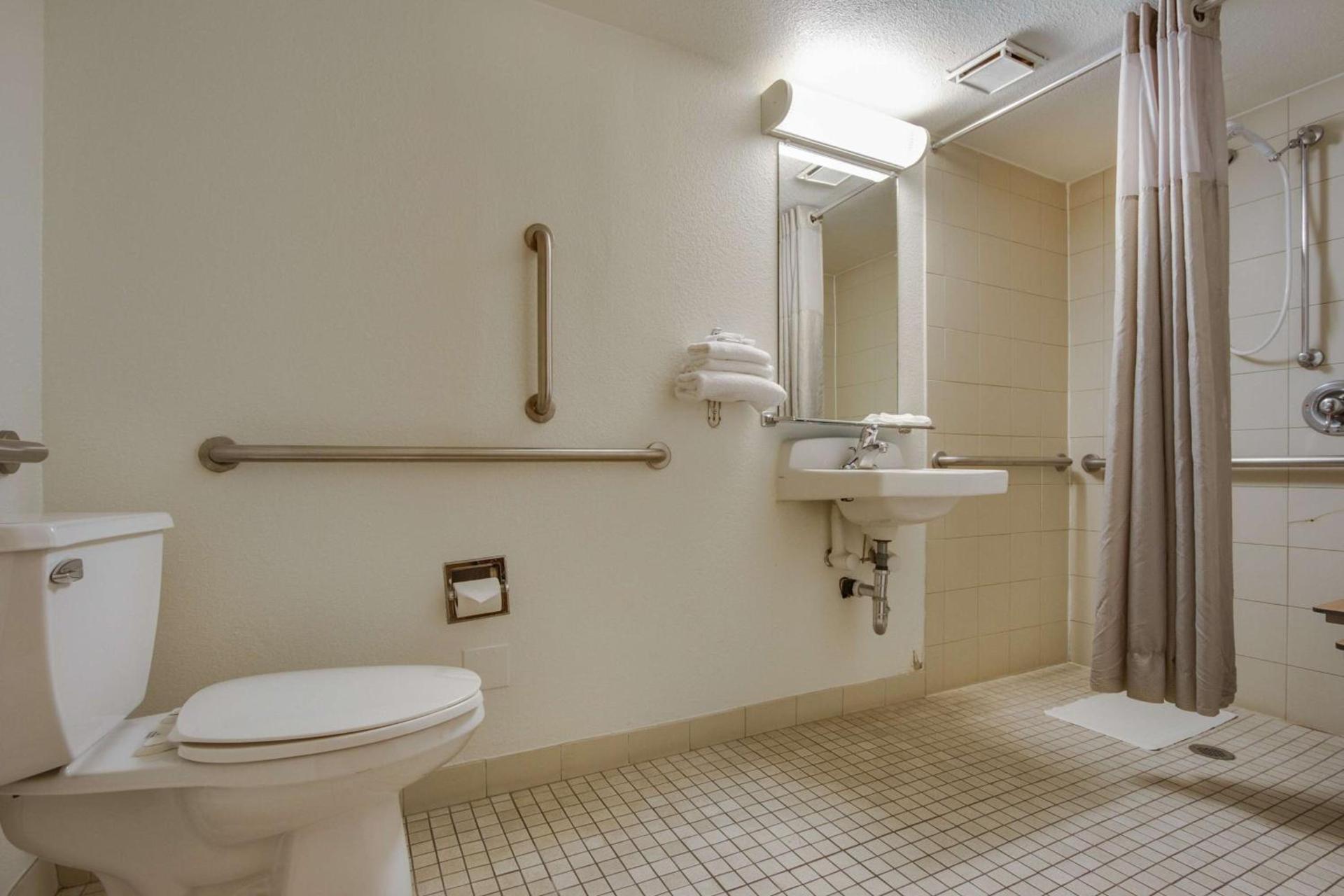 Motel 6-Tempe, AZ - Broadway - ASU photo 9