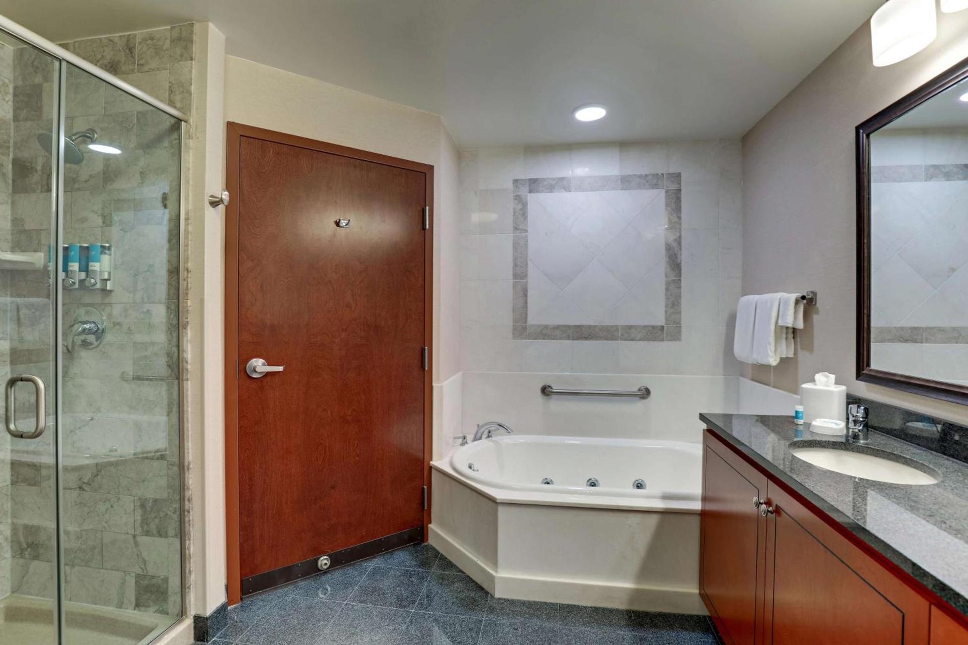 Drury Plaza Hotel Nashville Franklin photo 24