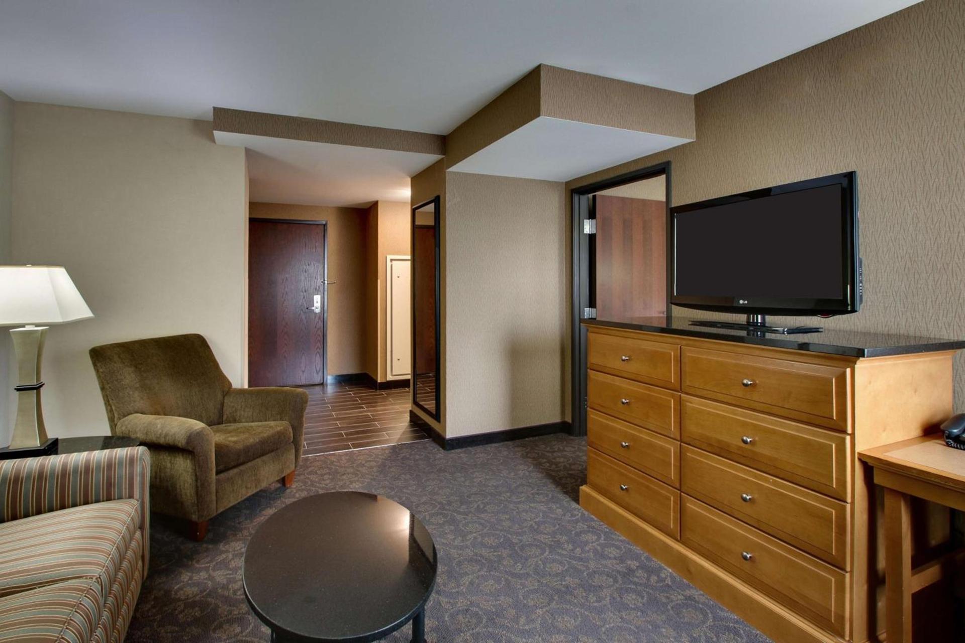 Drury Plaza Hotel Broadview Wichita photo 27