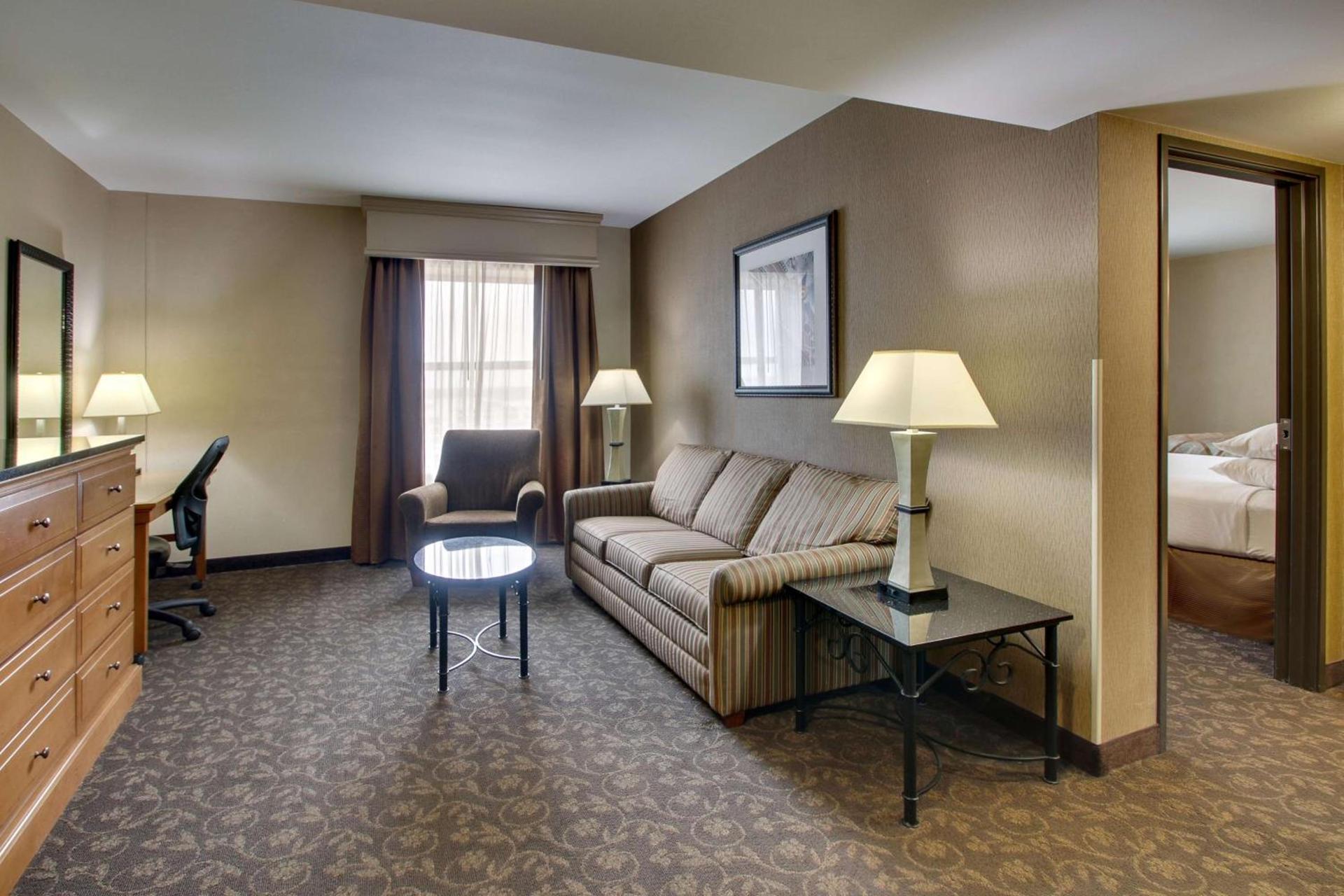 Drury Plaza Hotel Broadview Wichita photo 43