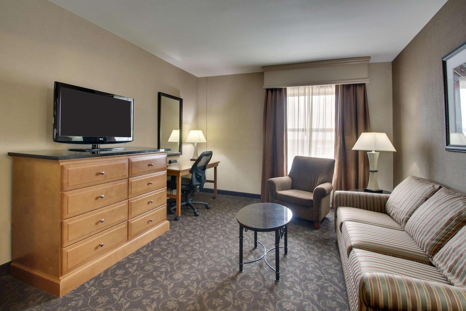 Drury Plaza Hotel Broadview Wichita photo 44