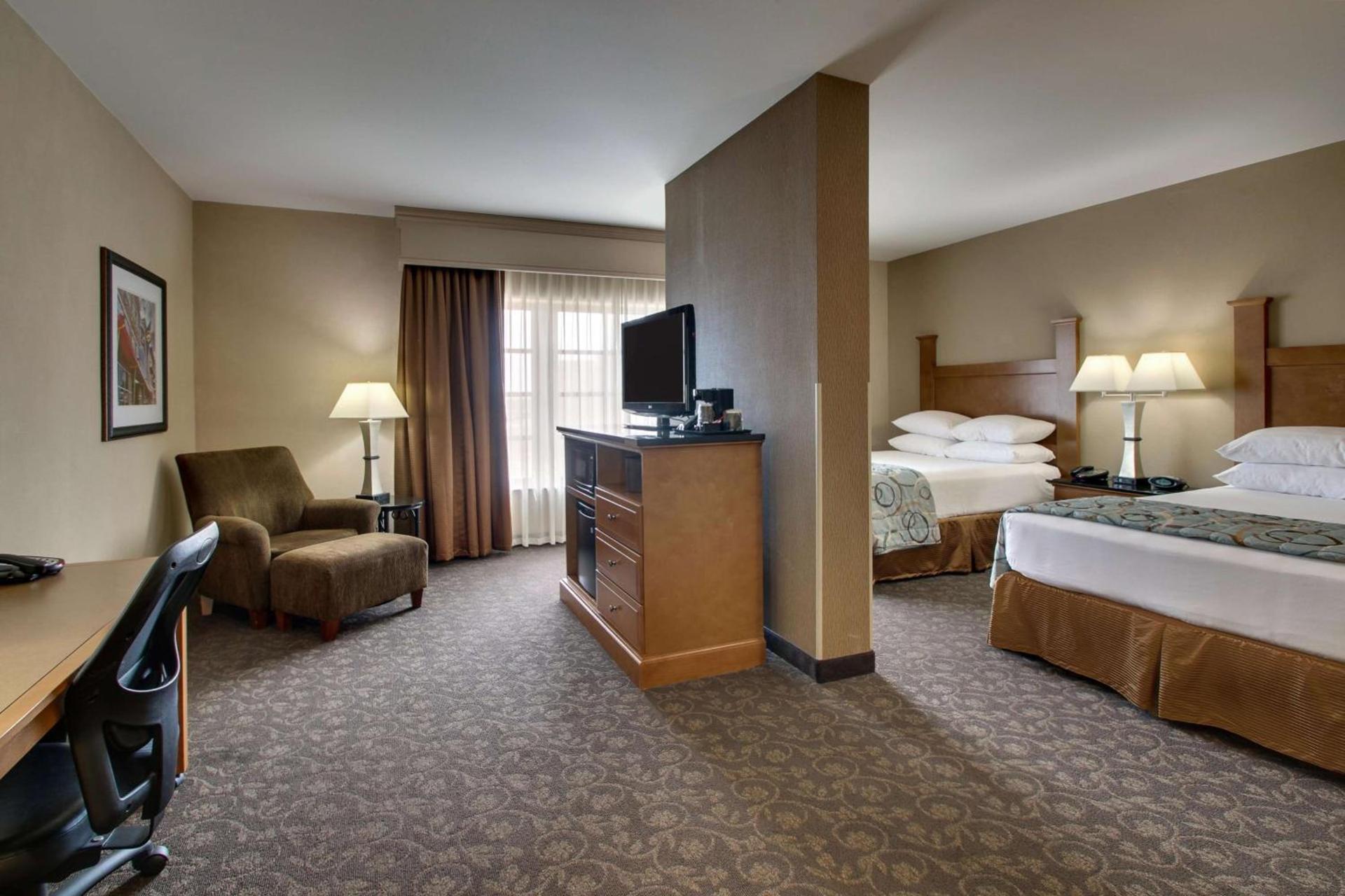 Drury Plaza Hotel Broadview Wichita photo 51