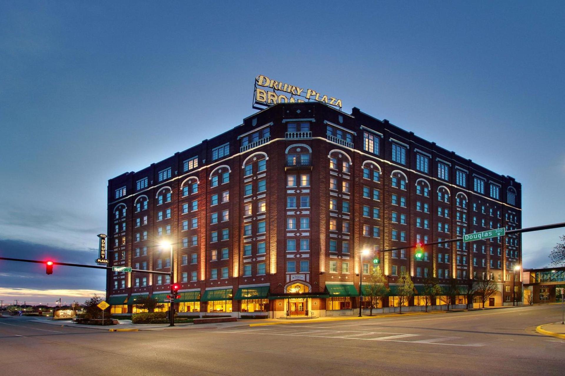 Drury Plaza Hotel Broadview Wichita photo 71