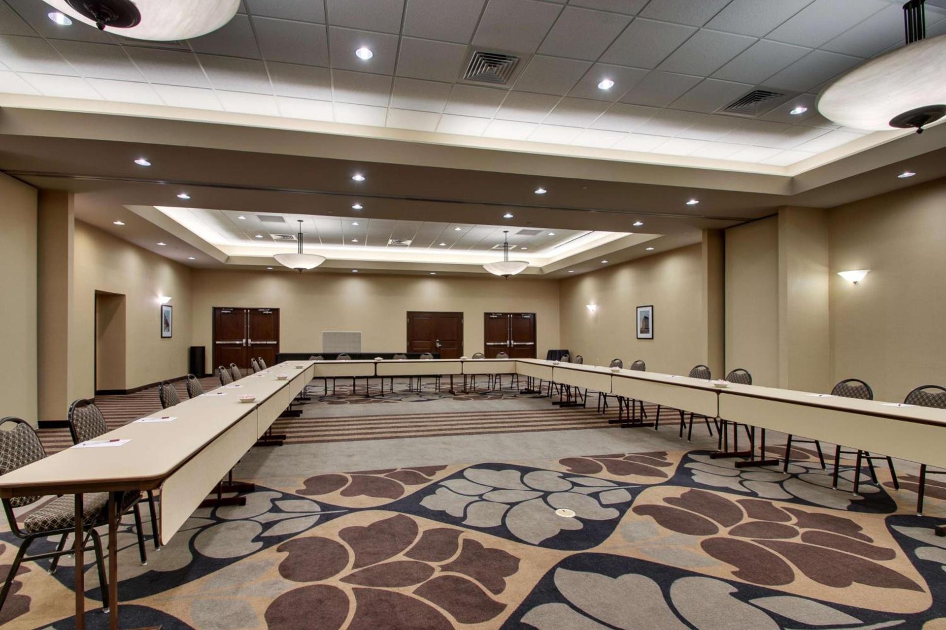 Drury Plaza Hotel Broadview Wichita photo 84