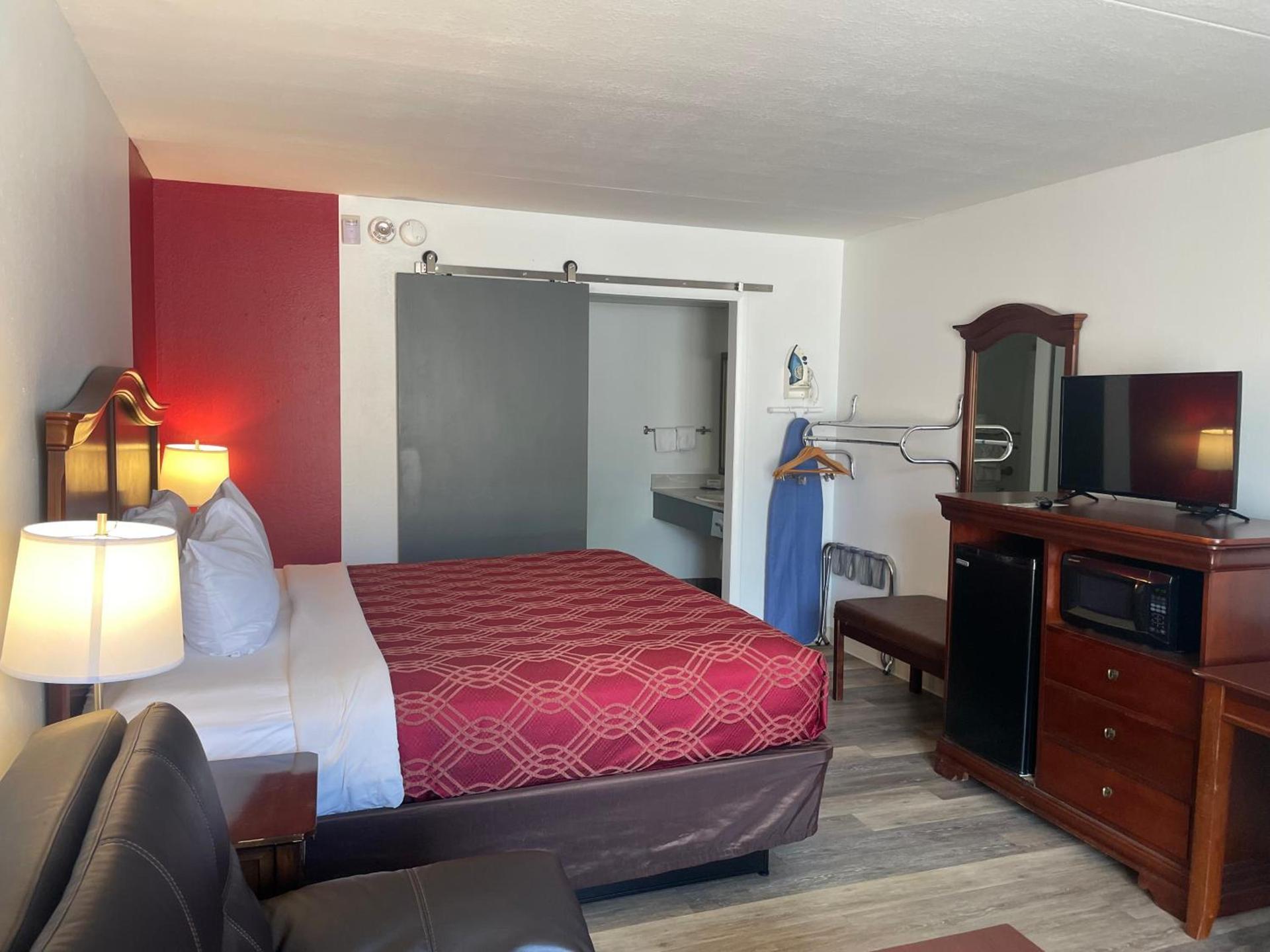 Ramada by Wyndham Branson Theatre District photo 39