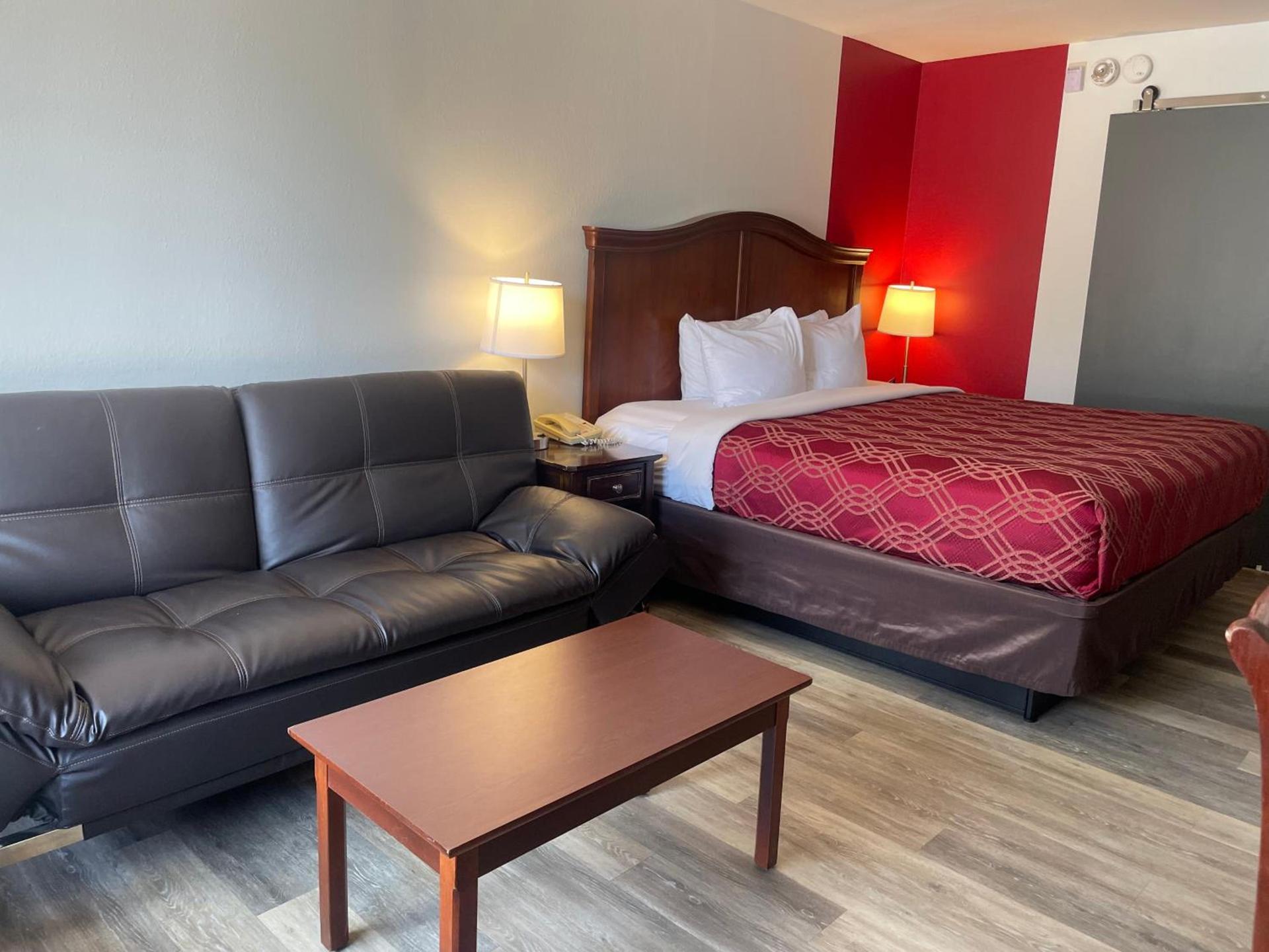 Ramada by Wyndham Branson Theatre District photo 38