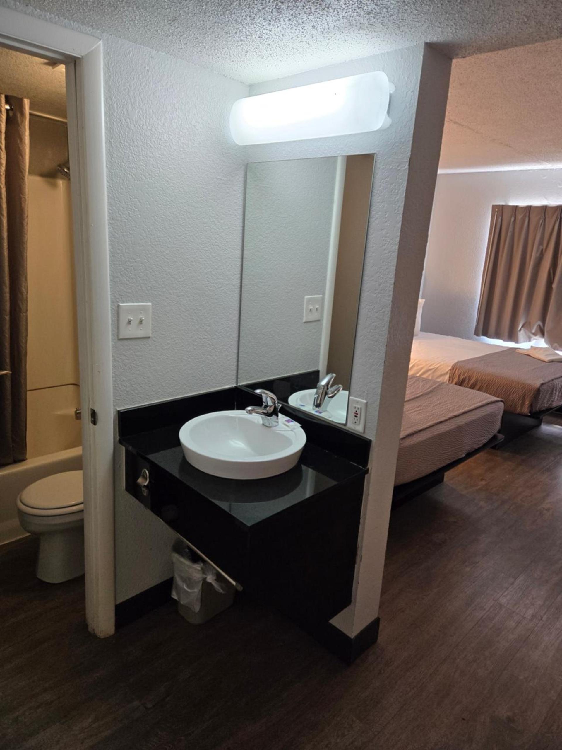 Motel 6-Billings, MT - North photo 69