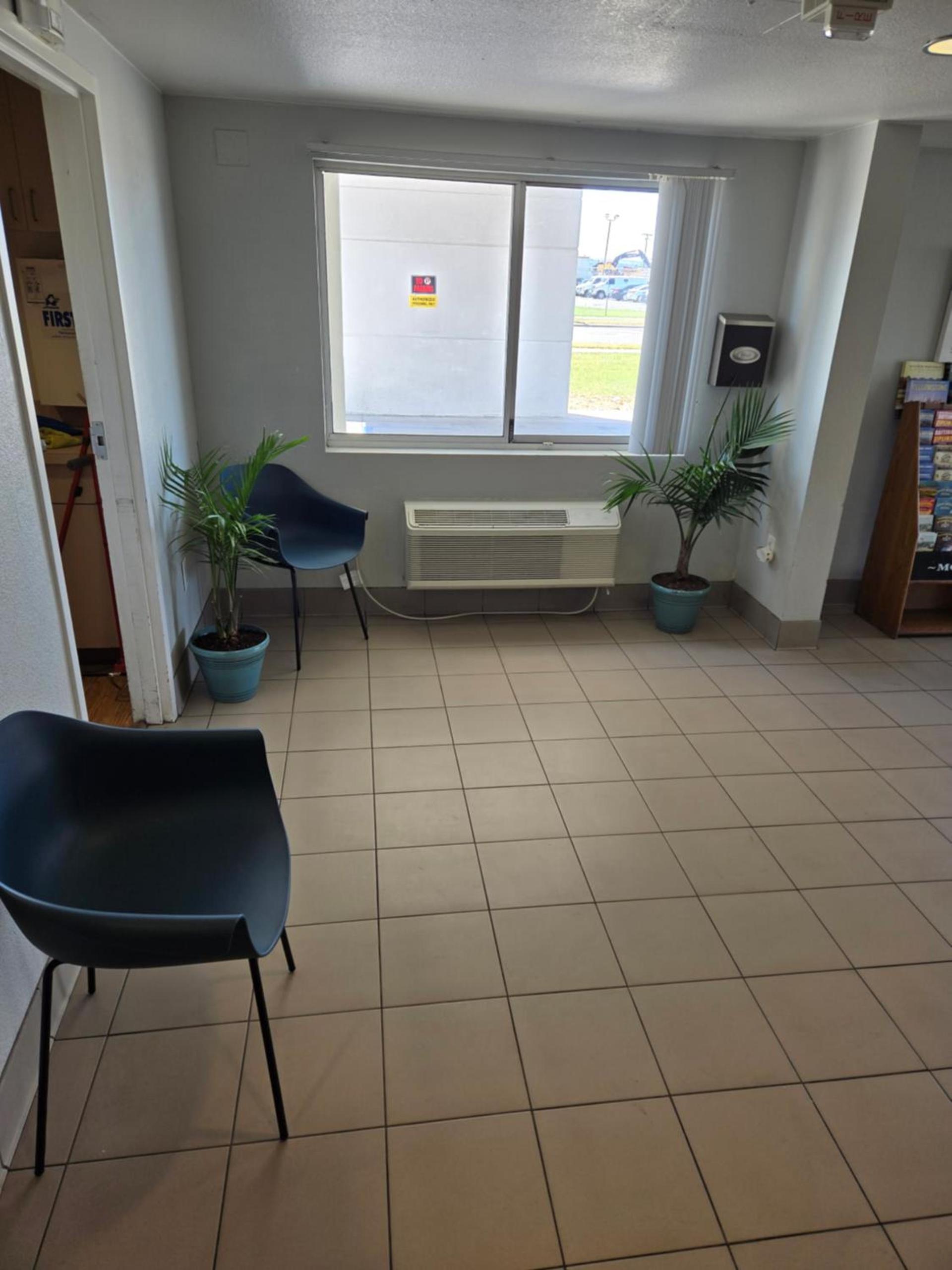 Motel 6-Billings, MT - North photo 71
