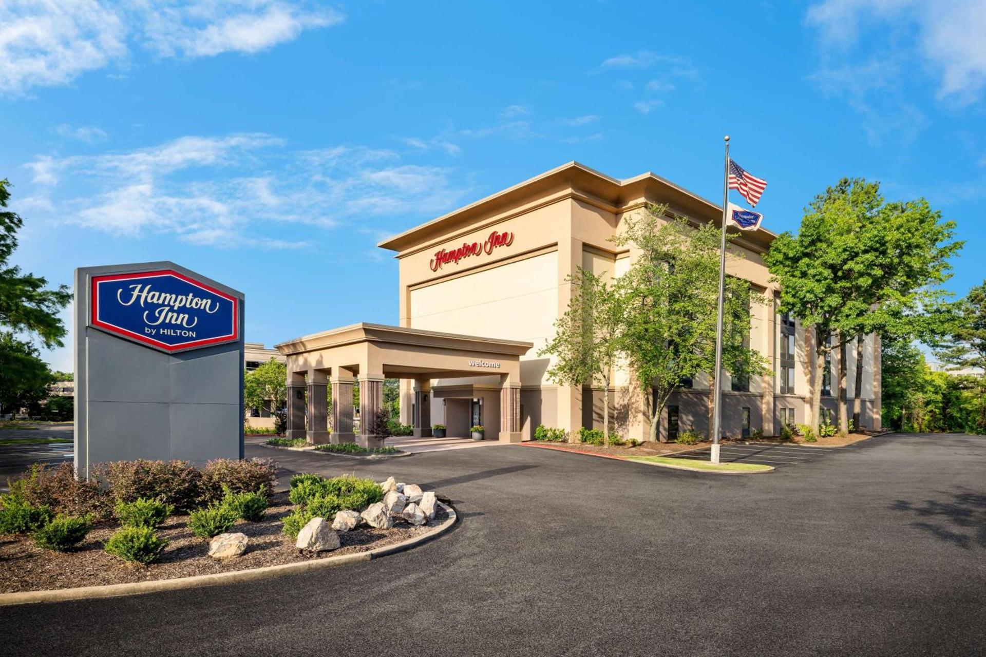 Hampton Inn Memphis-Walnut Grove/Baptist East photo 1