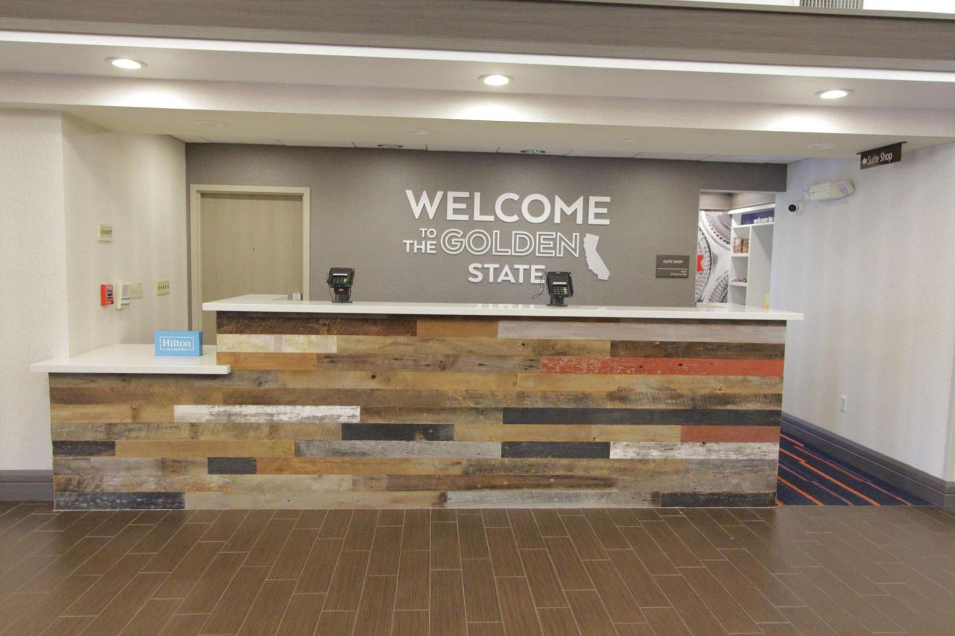 Hampton Inn & Suites Seal Beach photo 6
