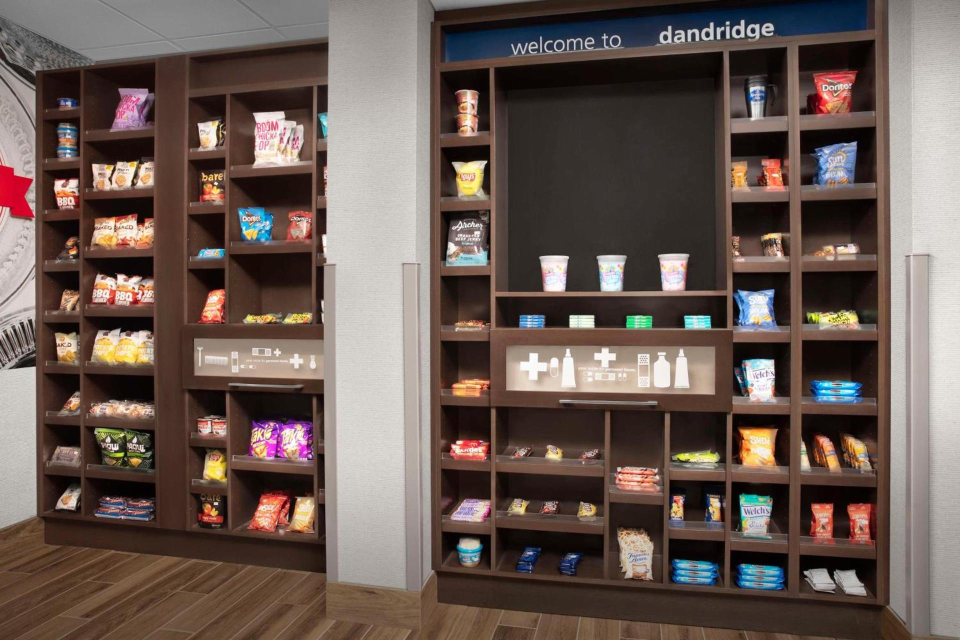 Hampton Inn Dandridge photo 10