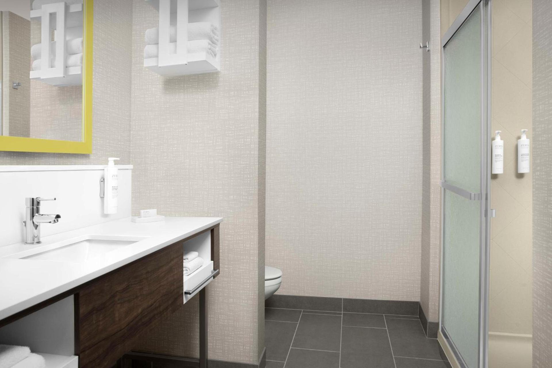 Hampton Inn Dandridge photo 26