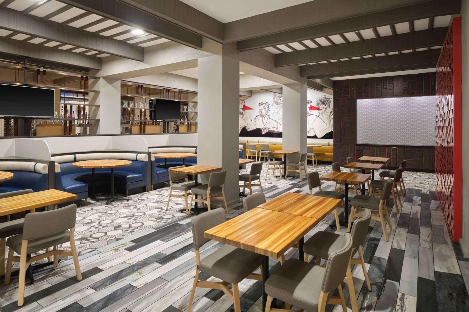 DoubleTree by Hilton Austin photo 7
