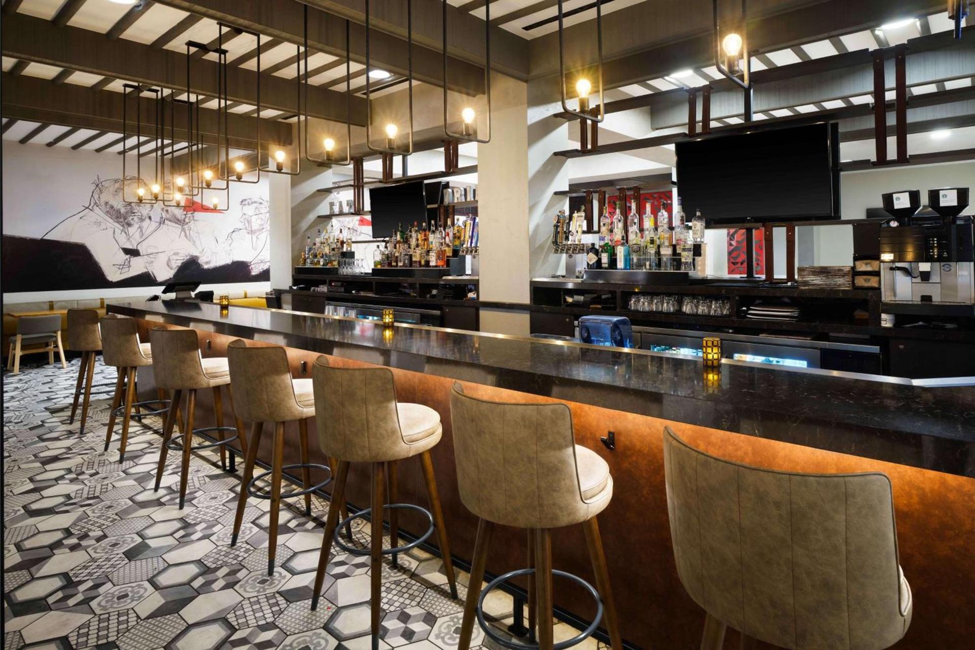 DoubleTree by Hilton Austin photo 8