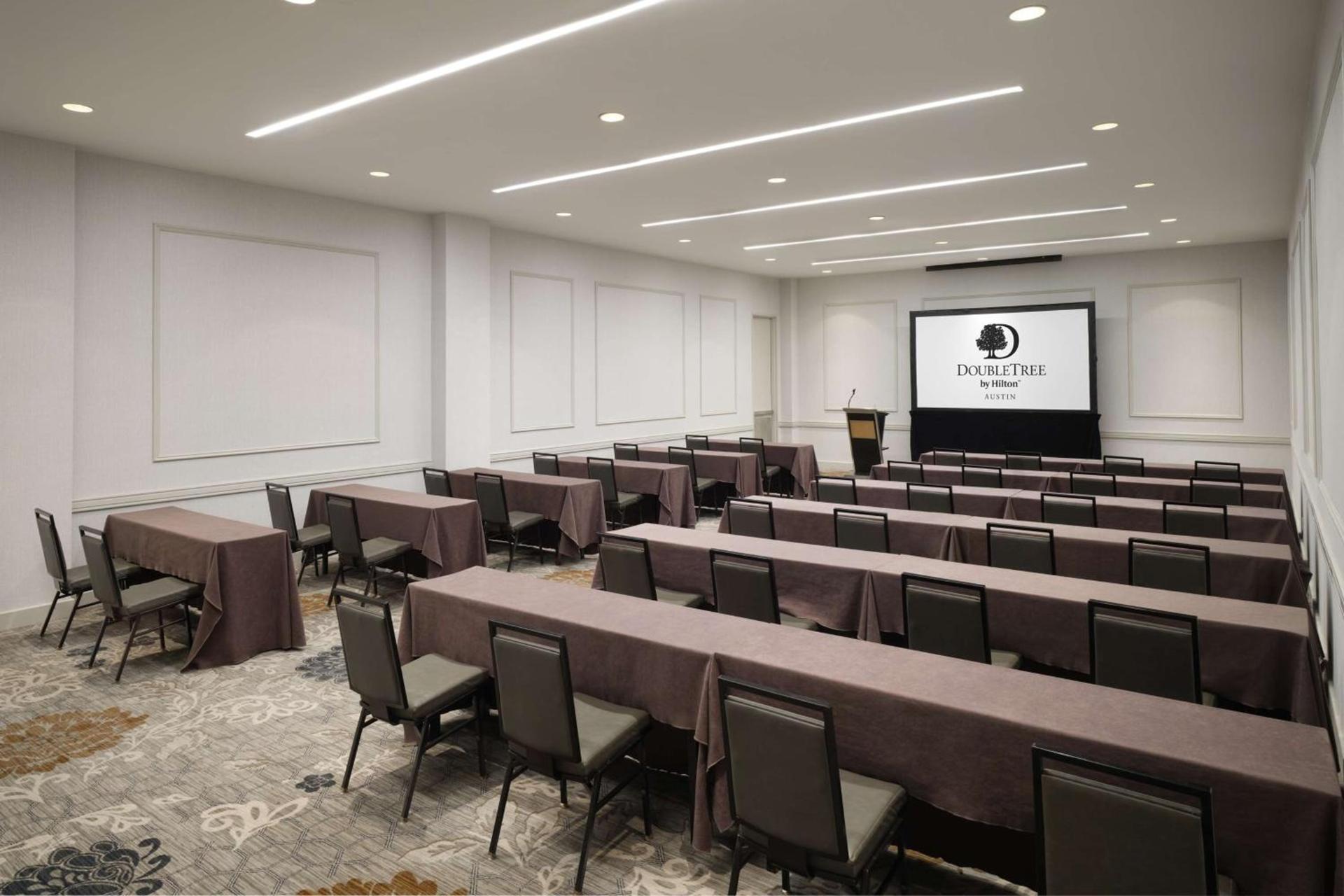DoubleTree by Hilton Austin photo 41