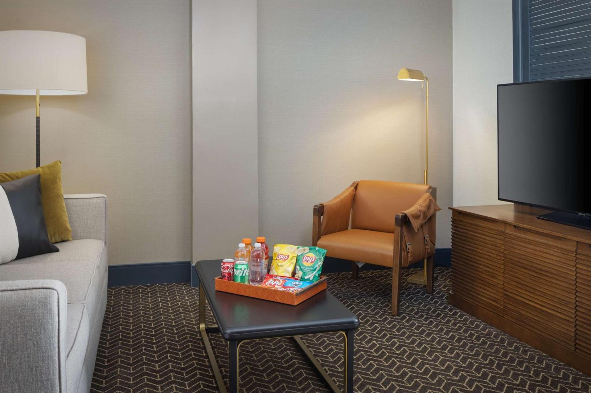 DoubleTree Suites by Hilton Lexington photo 73