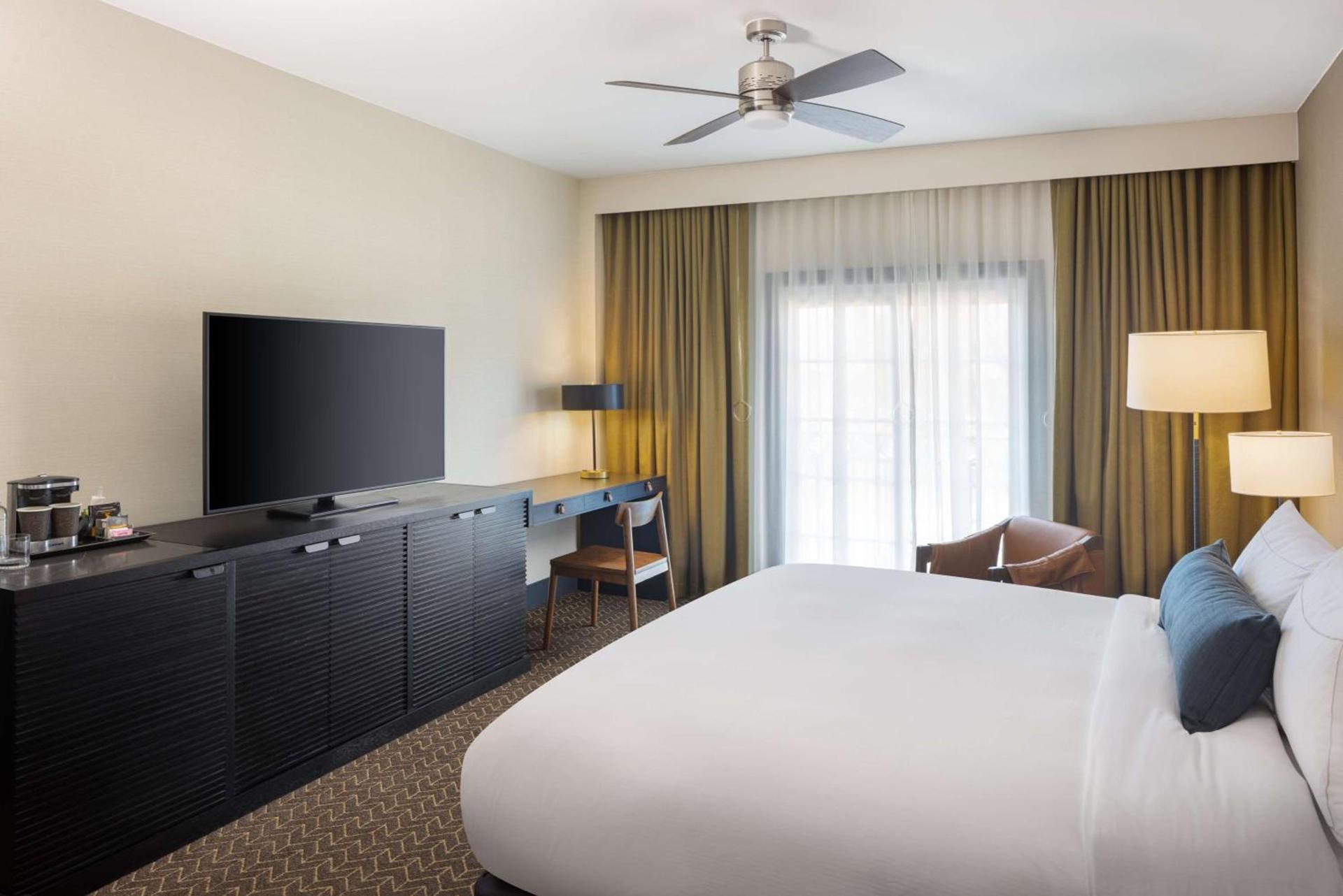DoubleTree Suites by Hilton Lexington photo 61