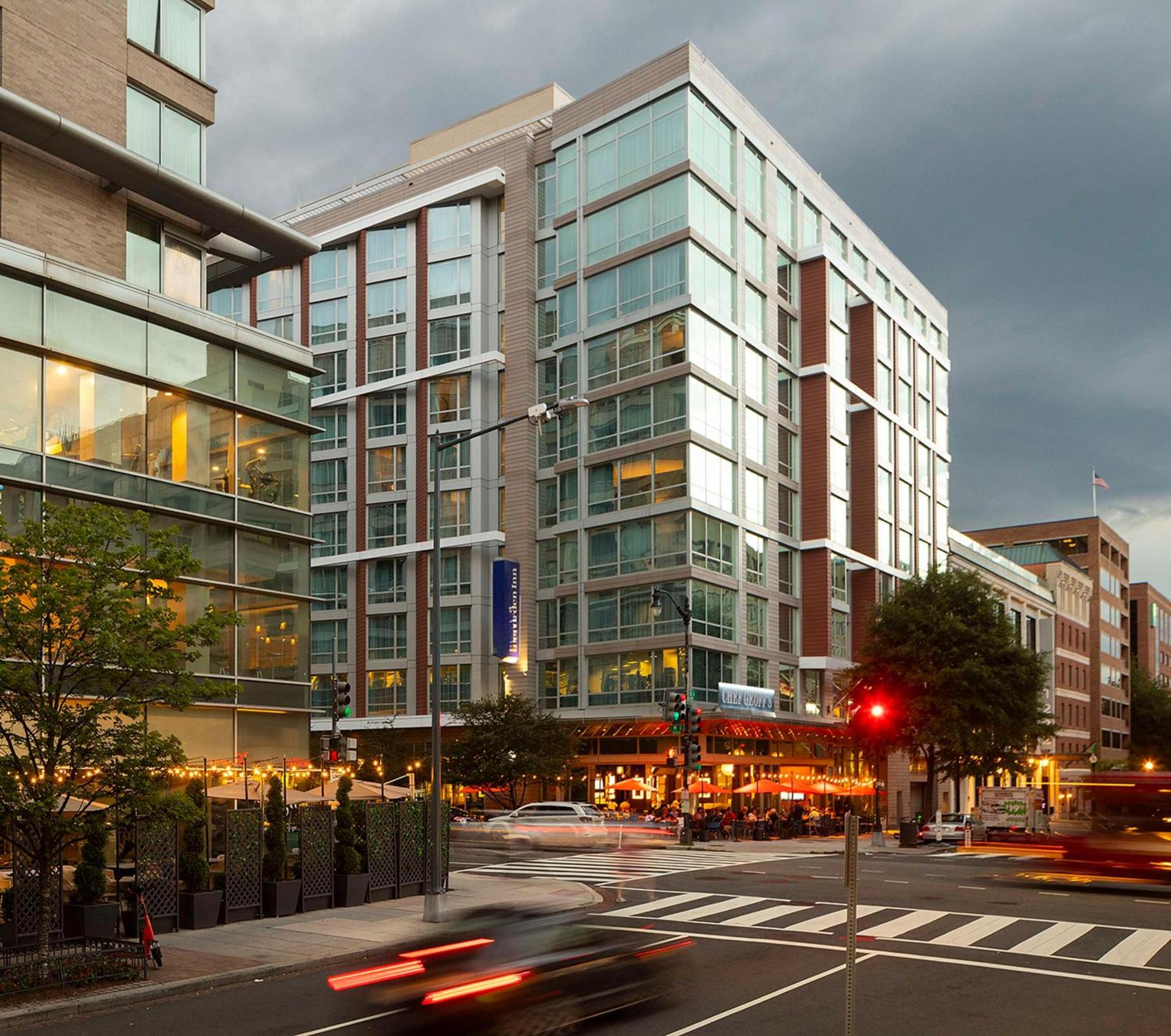 Hilton Garden Inn Washington DC/Georgetown Area photo 1