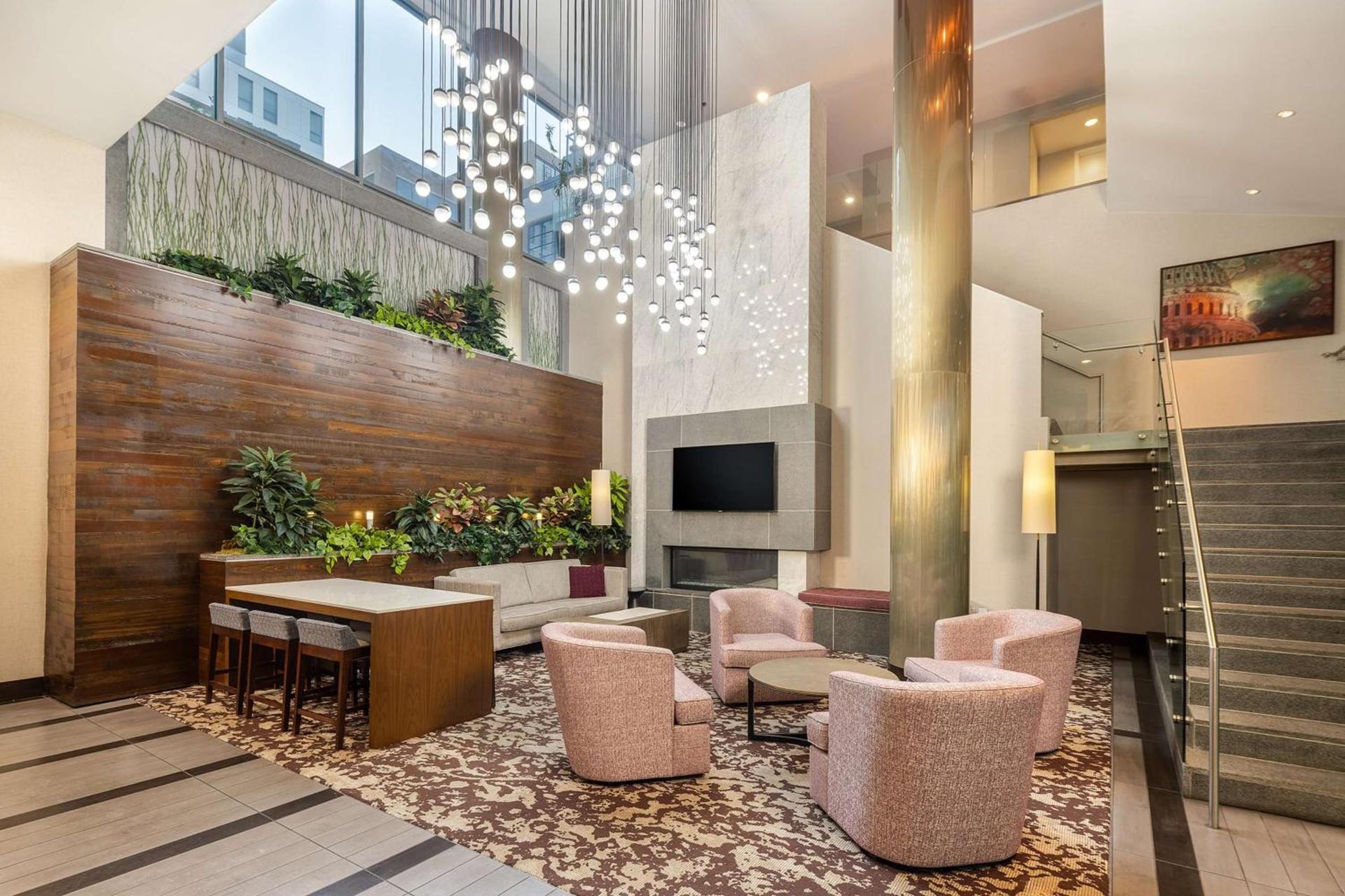 Hilton Garden Inn Washington DC/Georgetown Area photo 8