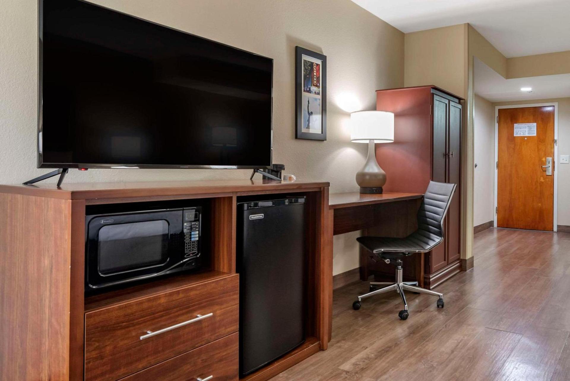 Comfort Inn Birmingham Homewood photo 19