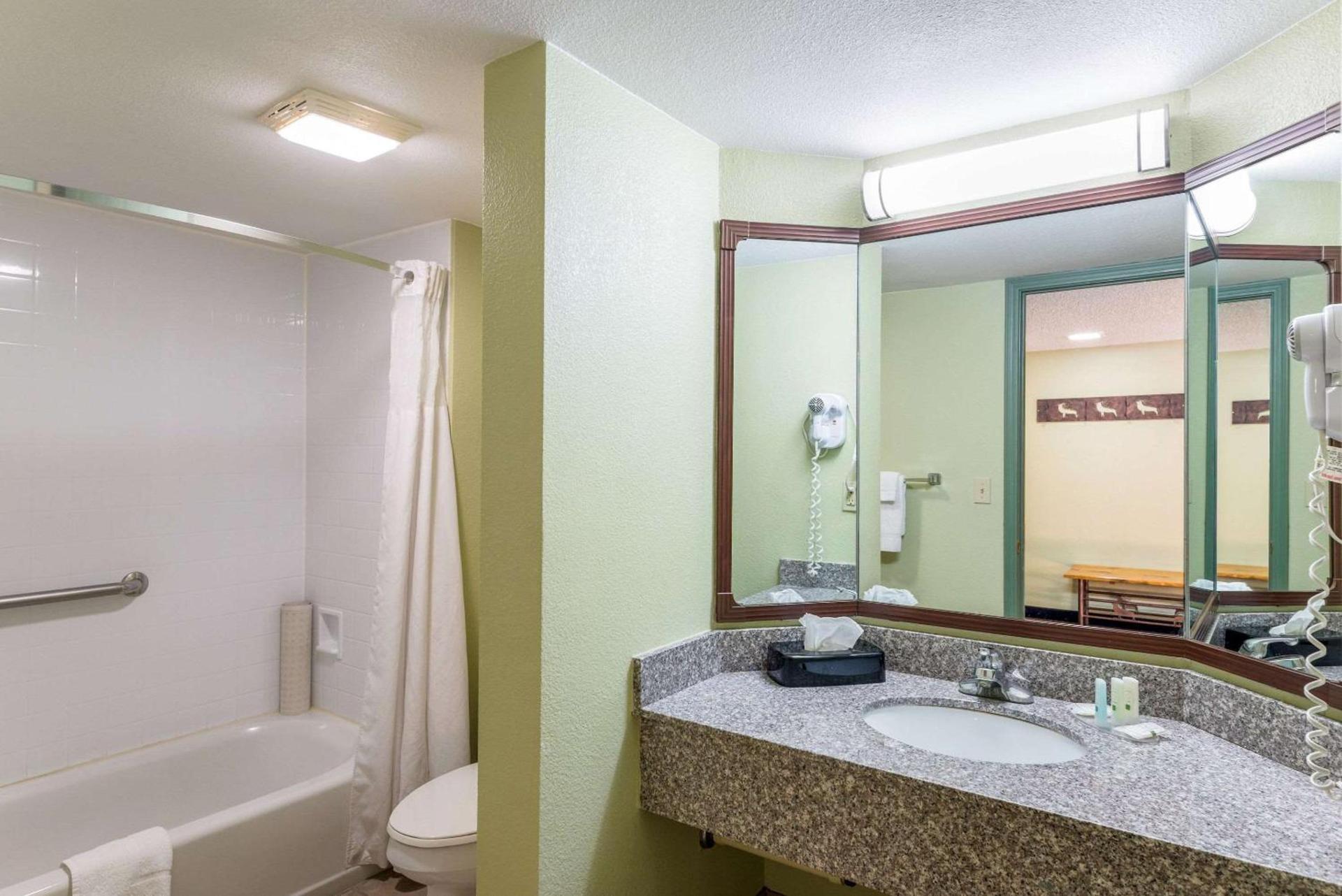 Quality Inn Payson photo 31