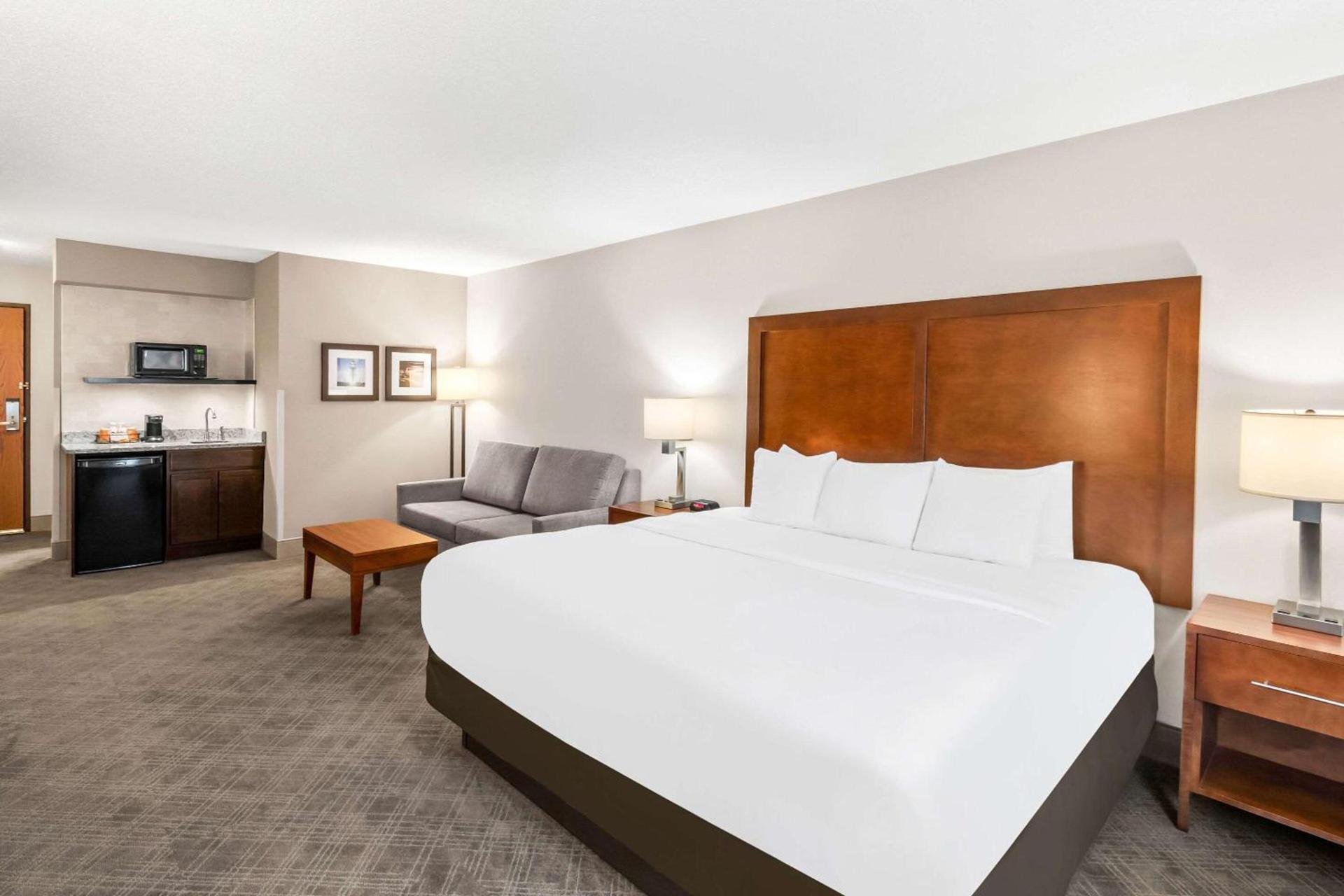 Comfort Inn Duluth West photo 14