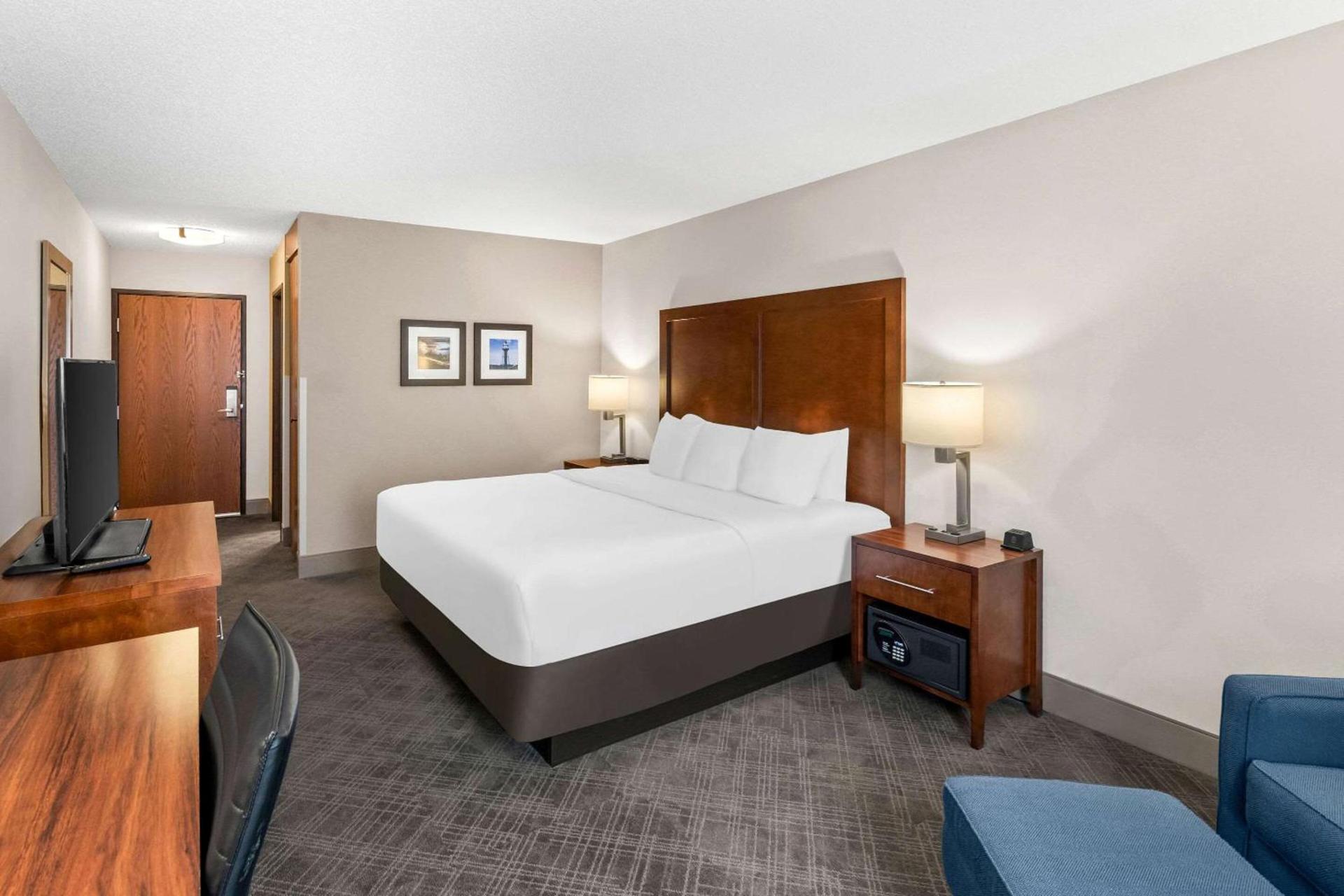 Comfort Inn Duluth West photo 17