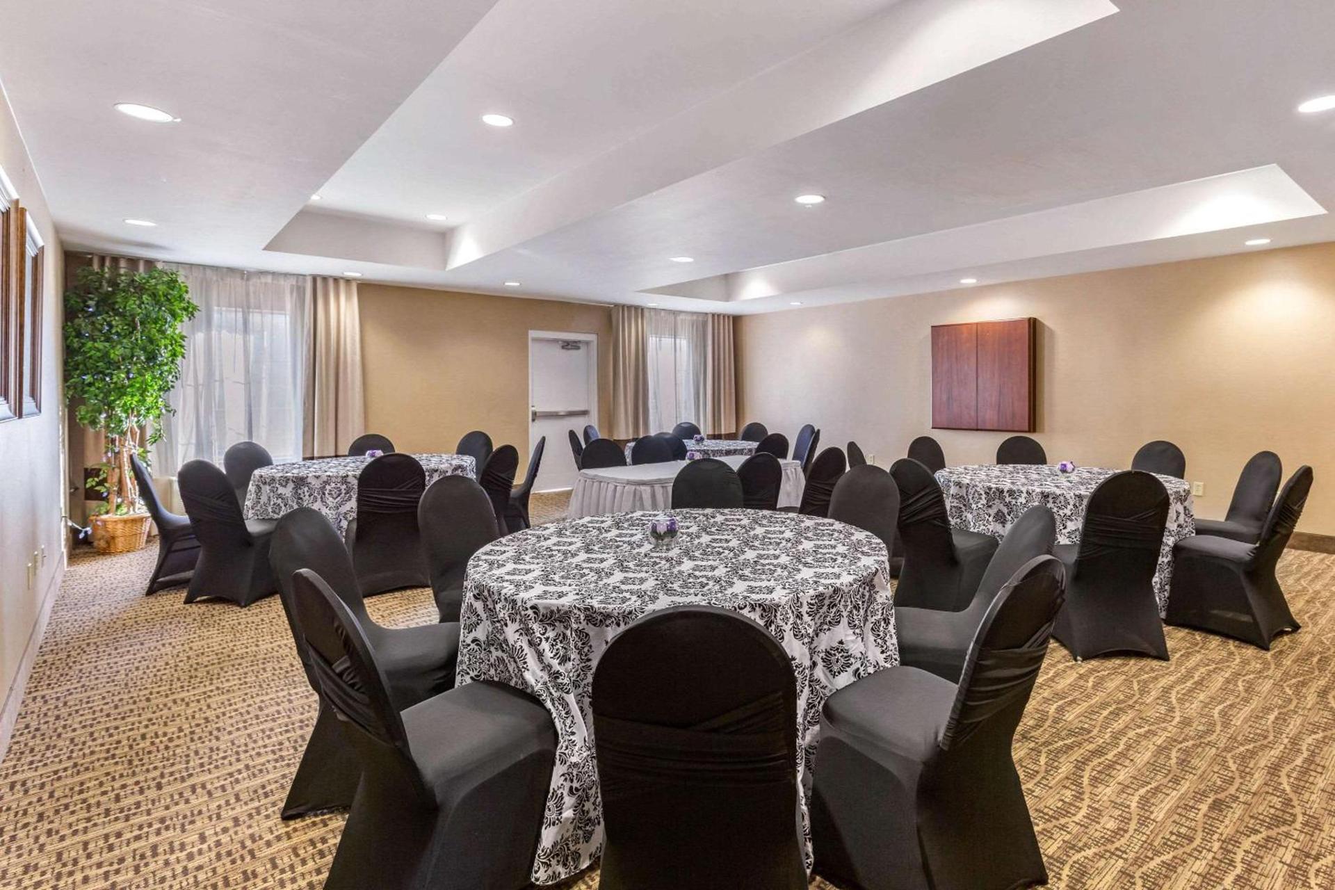 Comfort Suites Elkridge Columbia Gateway photo 27