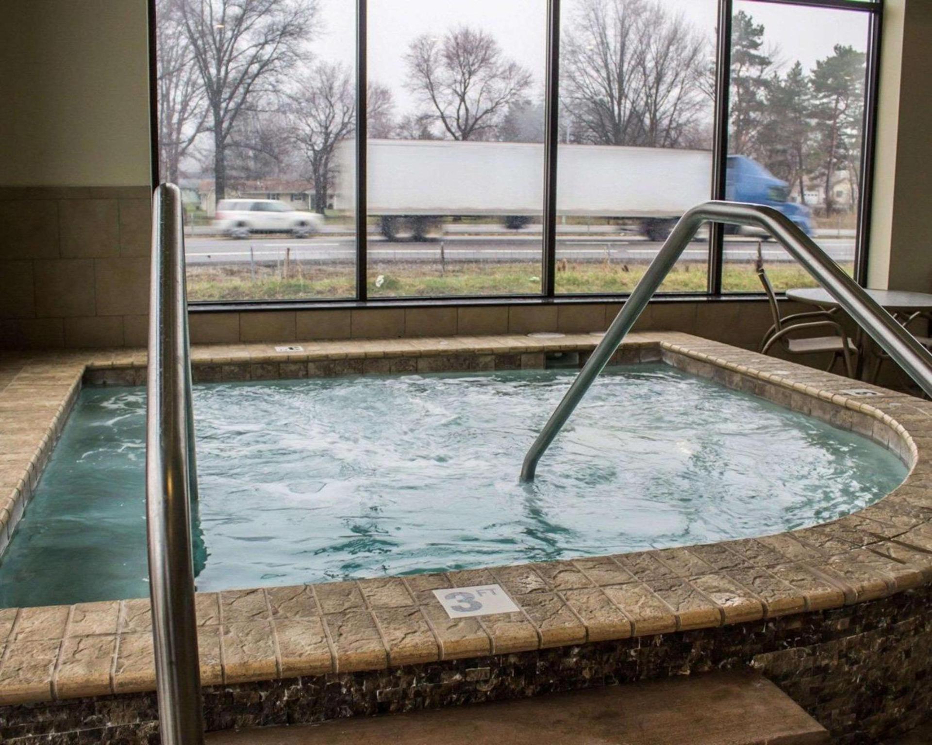 Garner Hotel Wadsworth by IHG photo 19