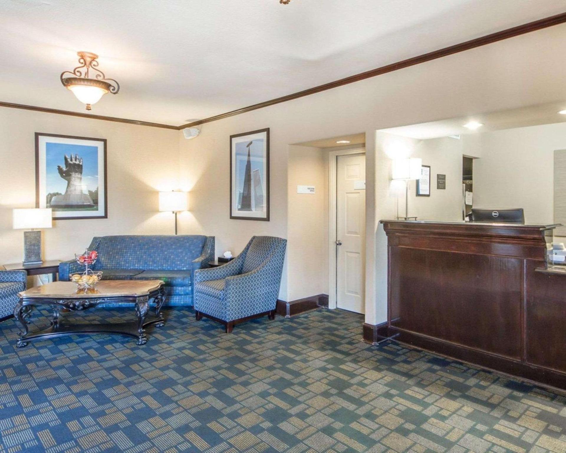 Quality Inn Tulsa-Downtown West photo 3
