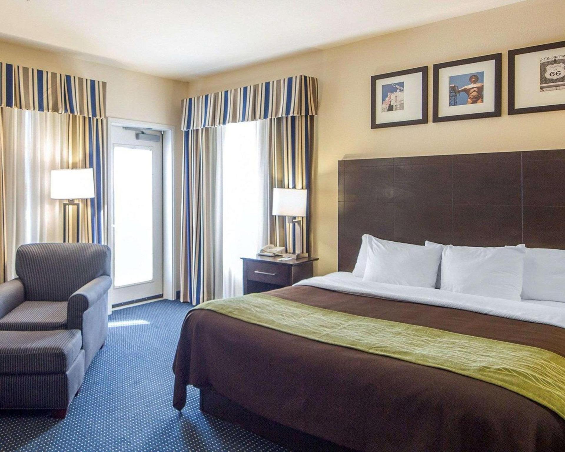 Quality Inn Tulsa-Downtown West photo 14