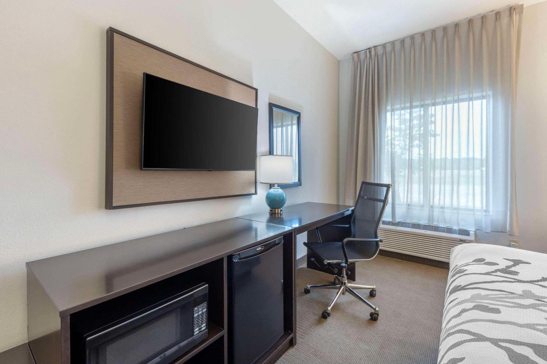 Garner Hotel Norman - University Area by IHG photo 13
