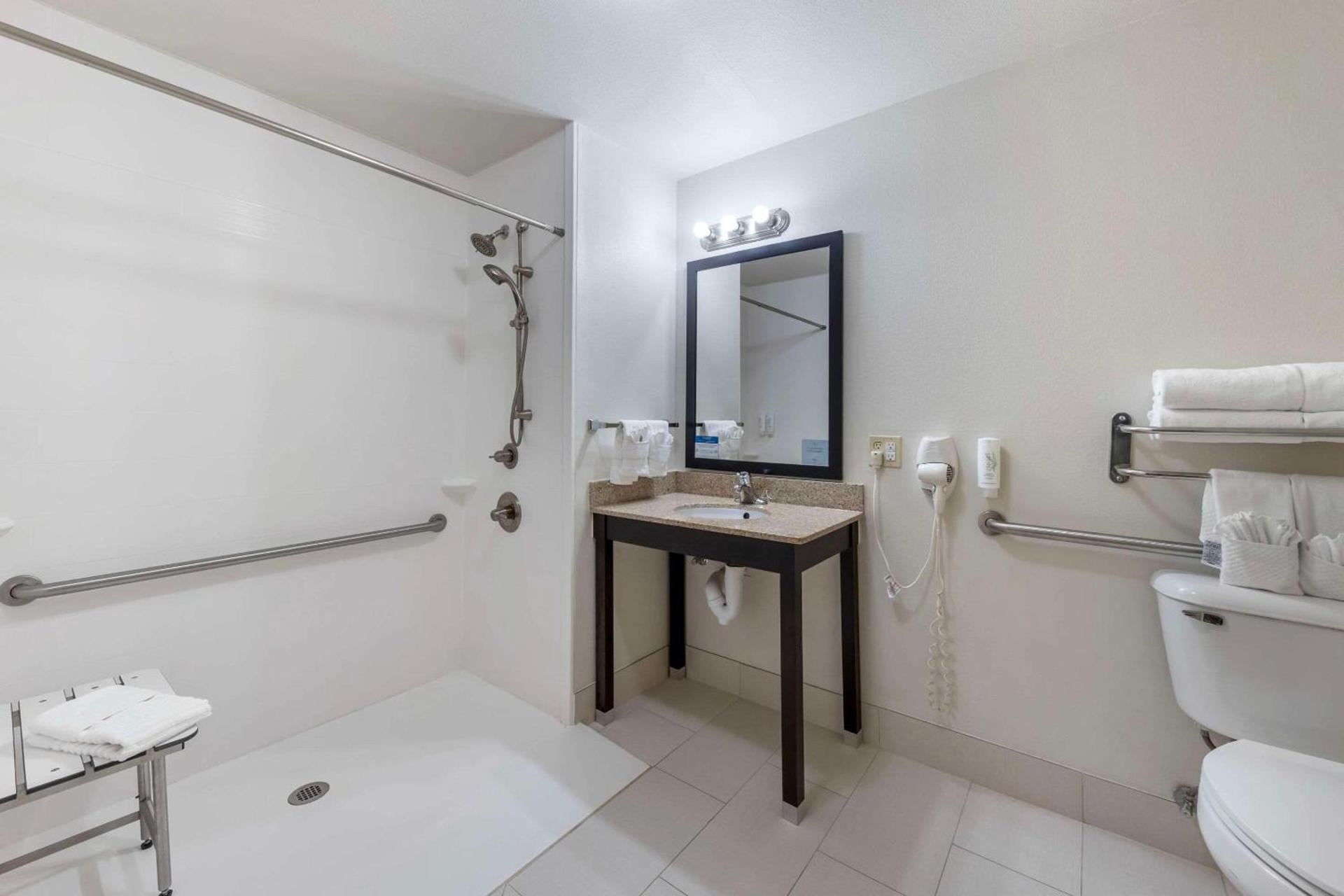 Garner Hotel Norman - University Area by IHG photo 26