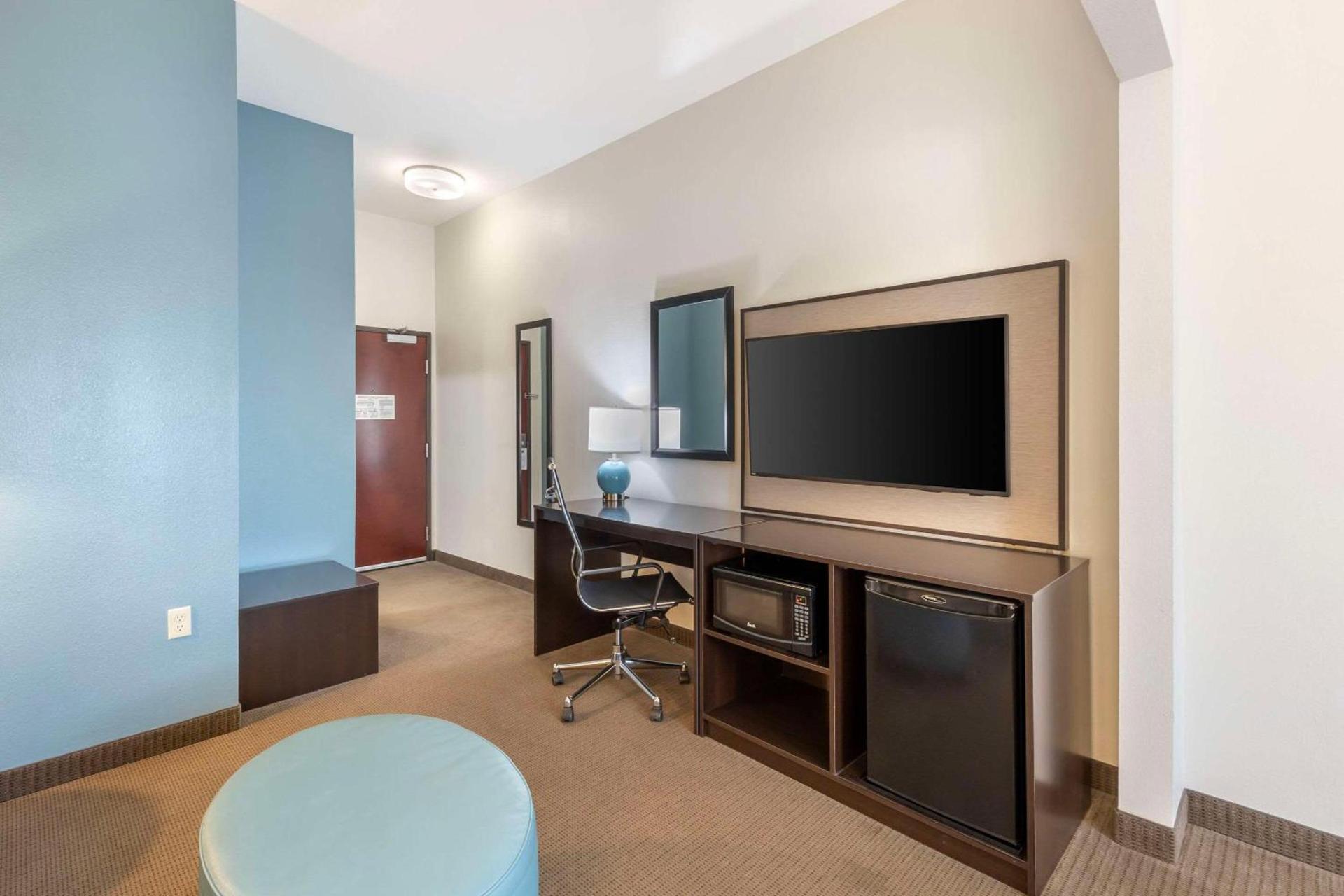 Garner Hotel Norman - University Area by IHG photo 30