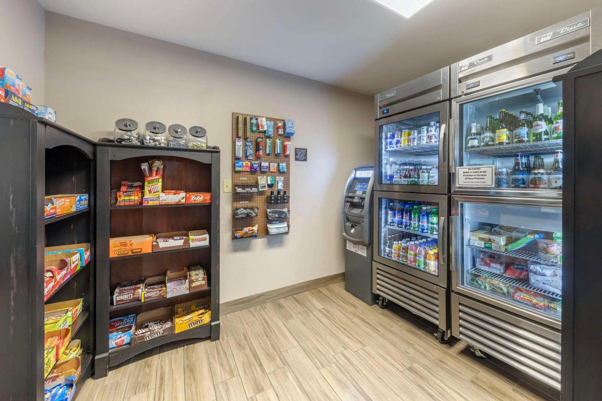 Garner Hotel Norman - University Area by IHG photo 37